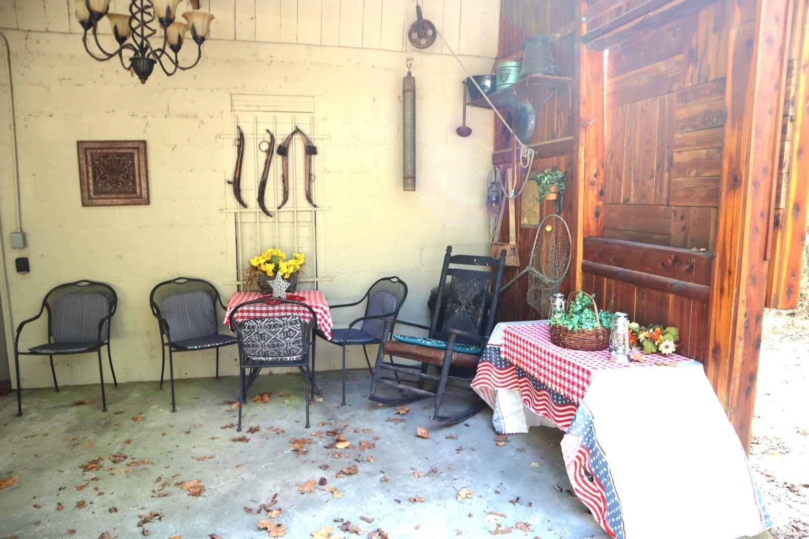 131 Walnut Street Property Photo 25