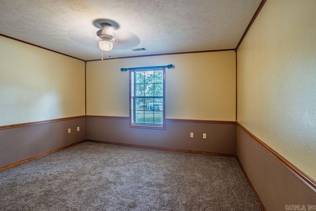 4 Oak Meadow Cove Property Photo 20