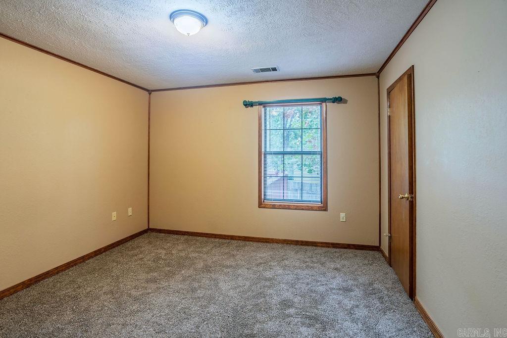 4 Oak Meadow Cove Property Photo 22