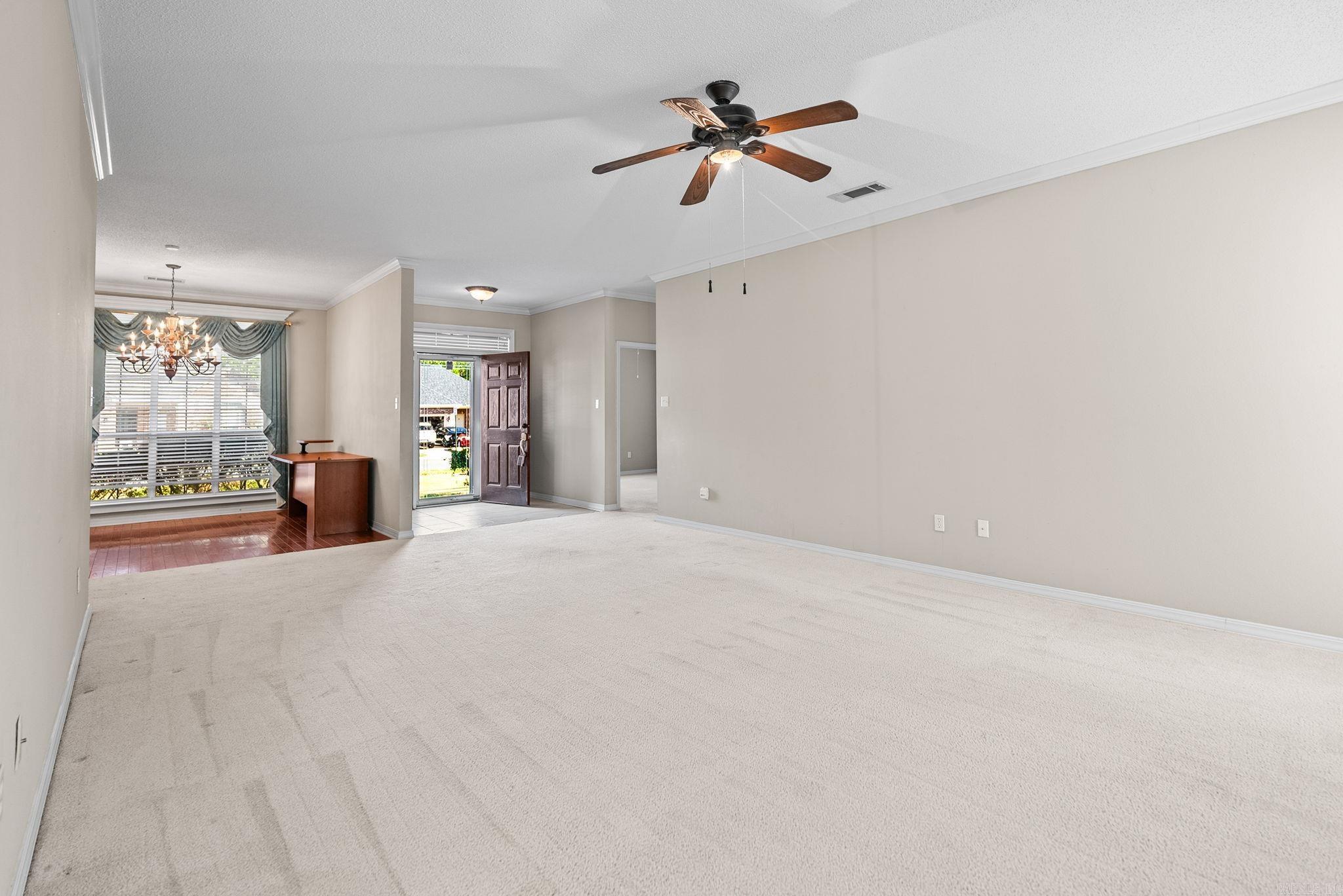 11 Westfield Drive Property Photo 7