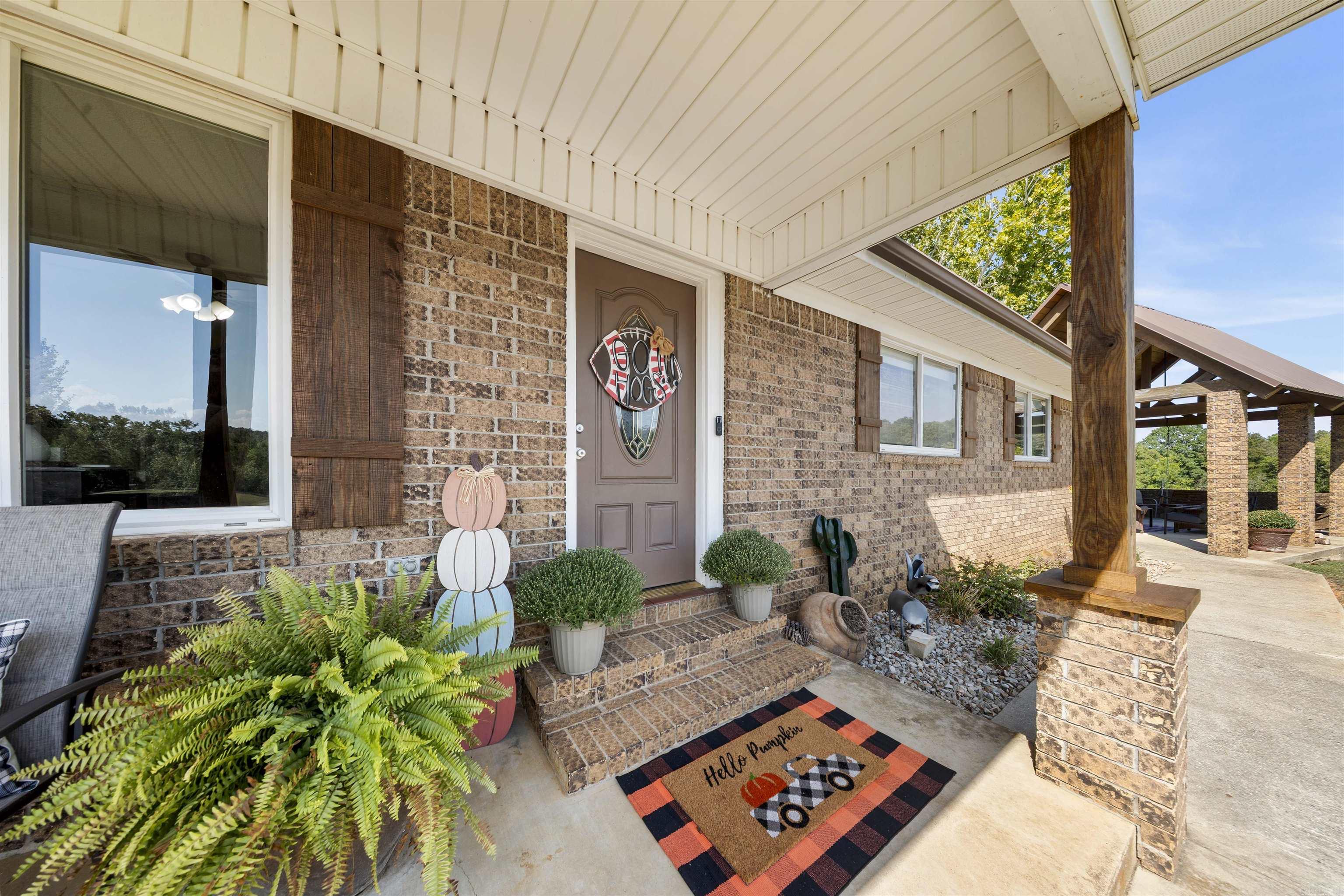 17928 Cathcart Road Property Photo 2