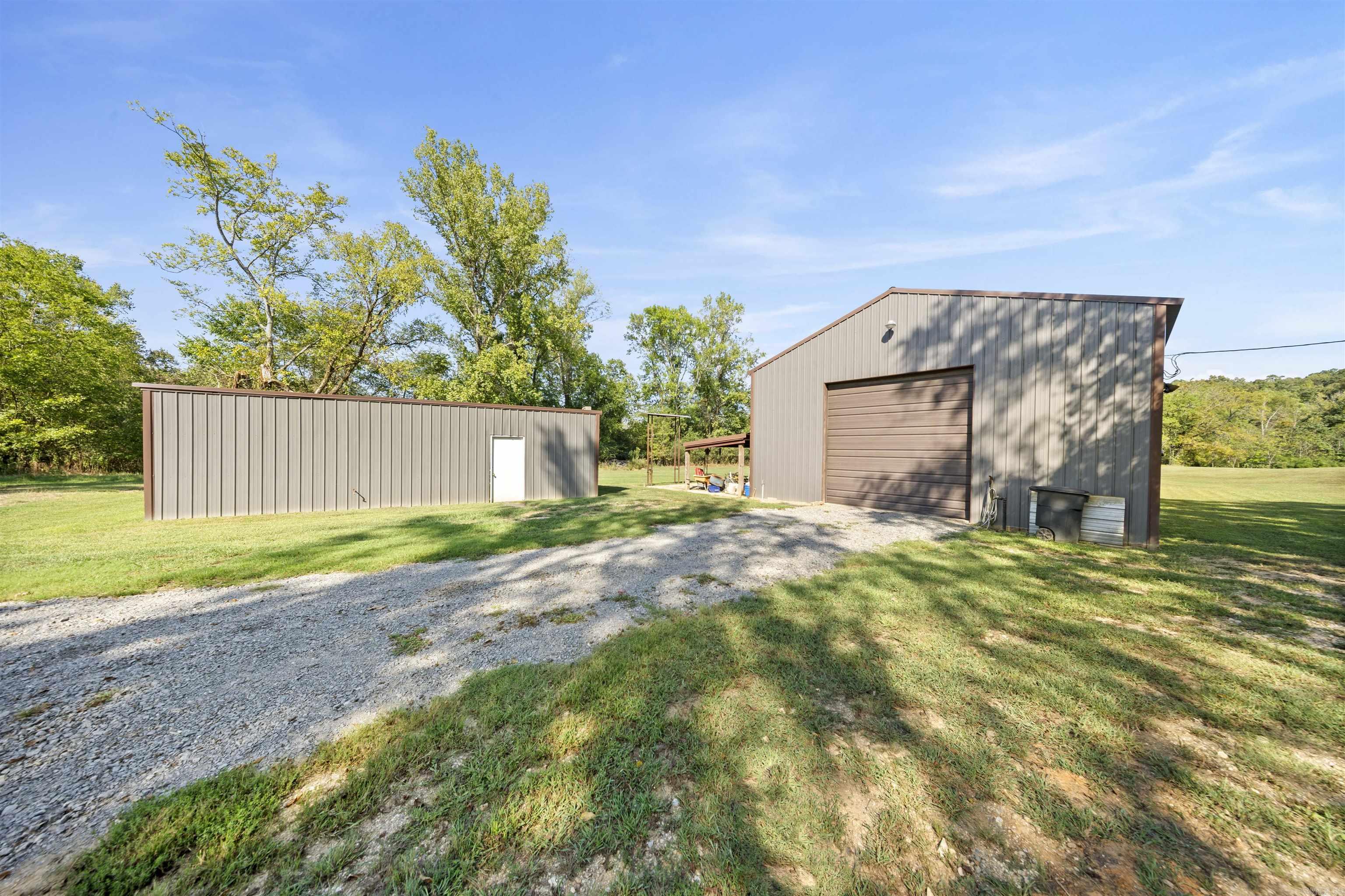 17928 Cathcart Road Property Photo 6