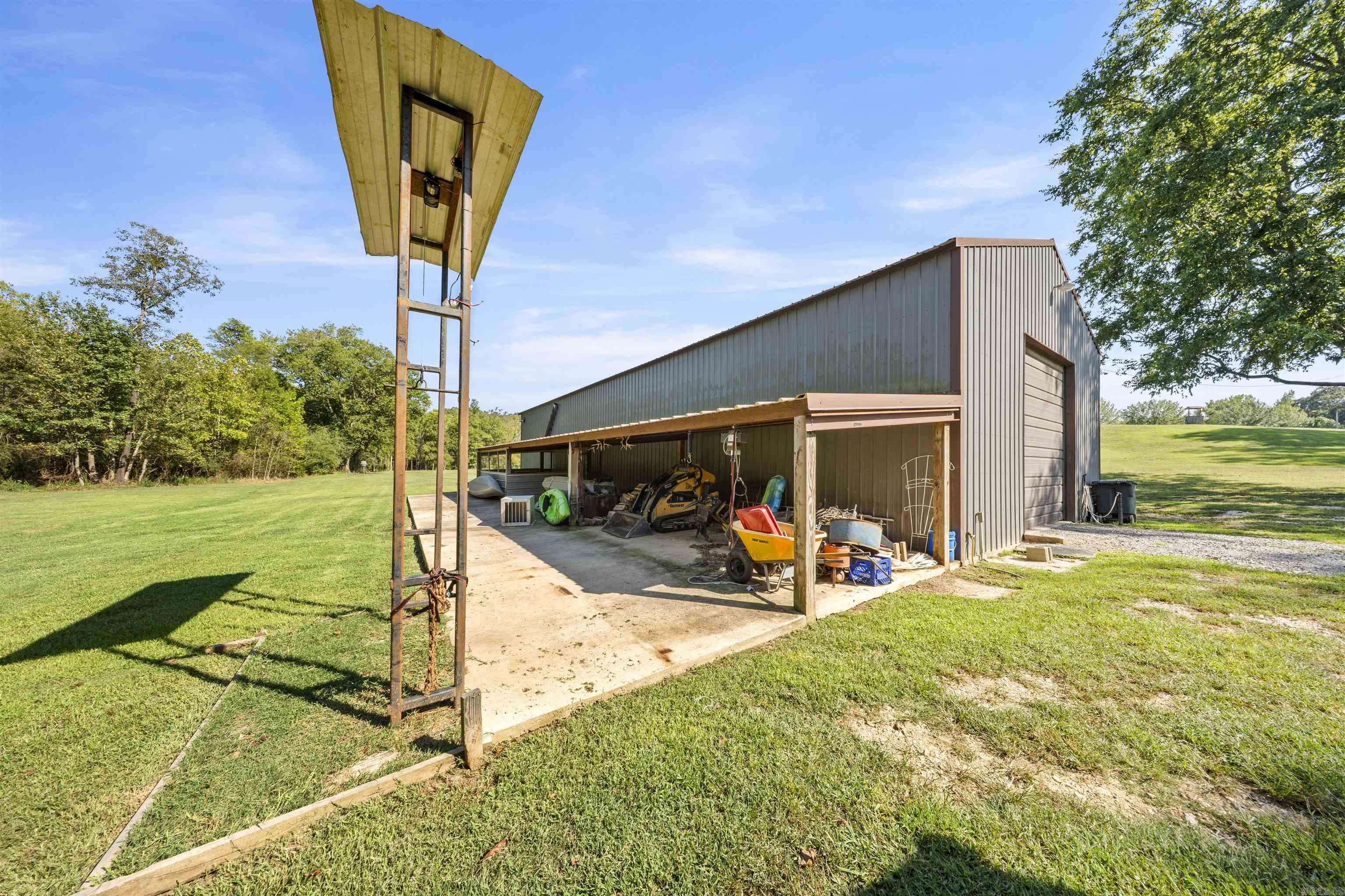17928 Cathcart Road Property Photo 7