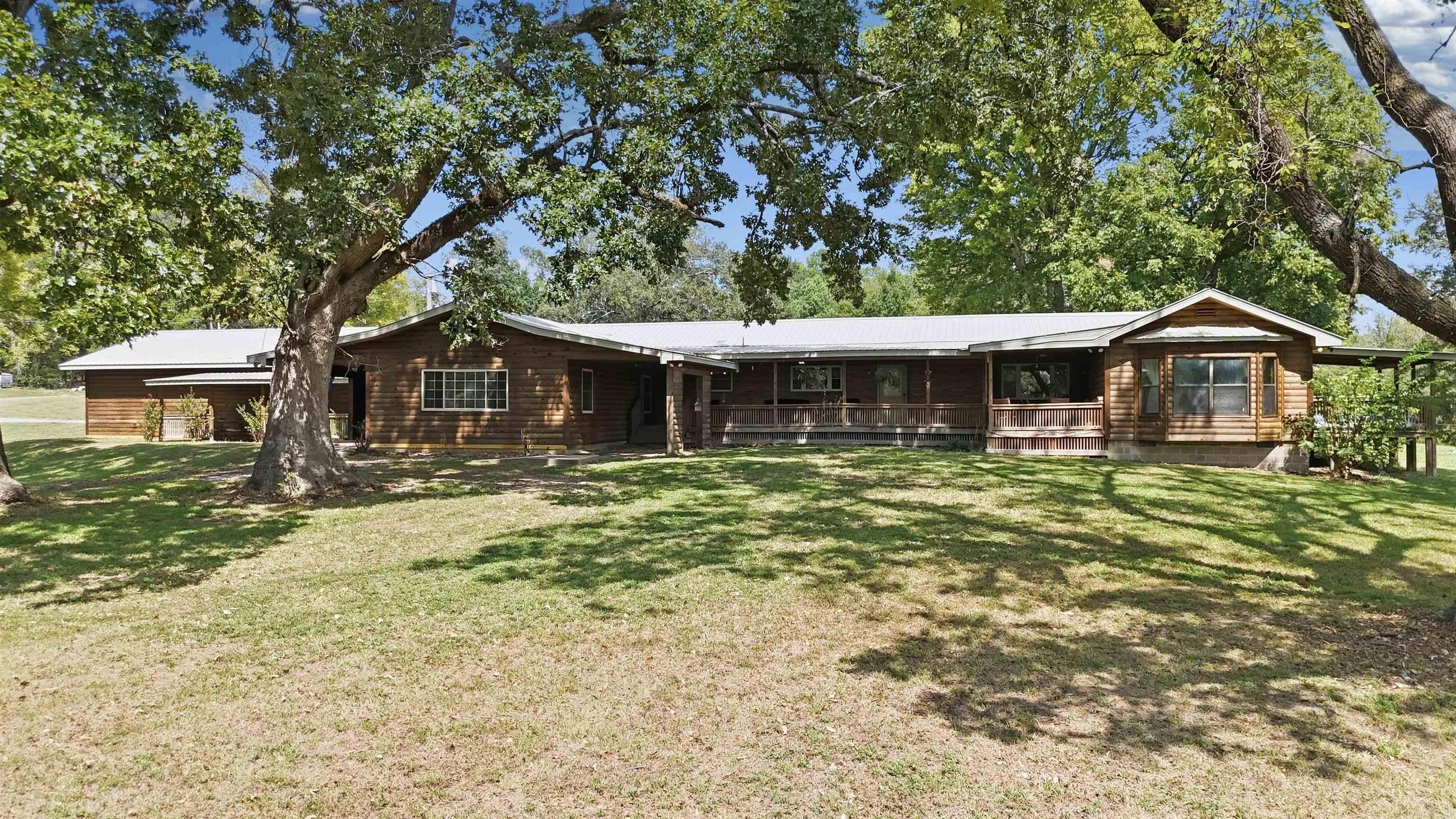 4956 Hickory Grove Road Property Photo 3