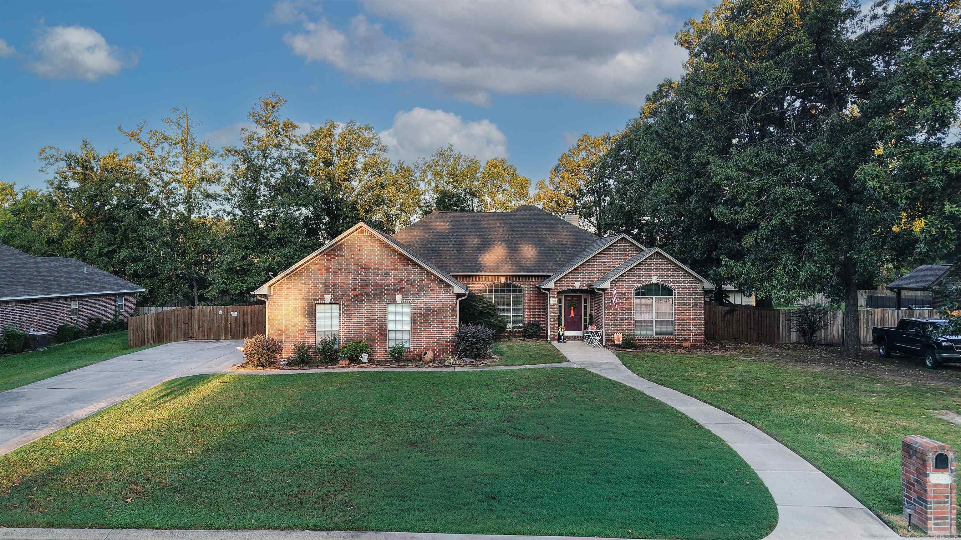 1322 Homestead Drive Property Photo 2