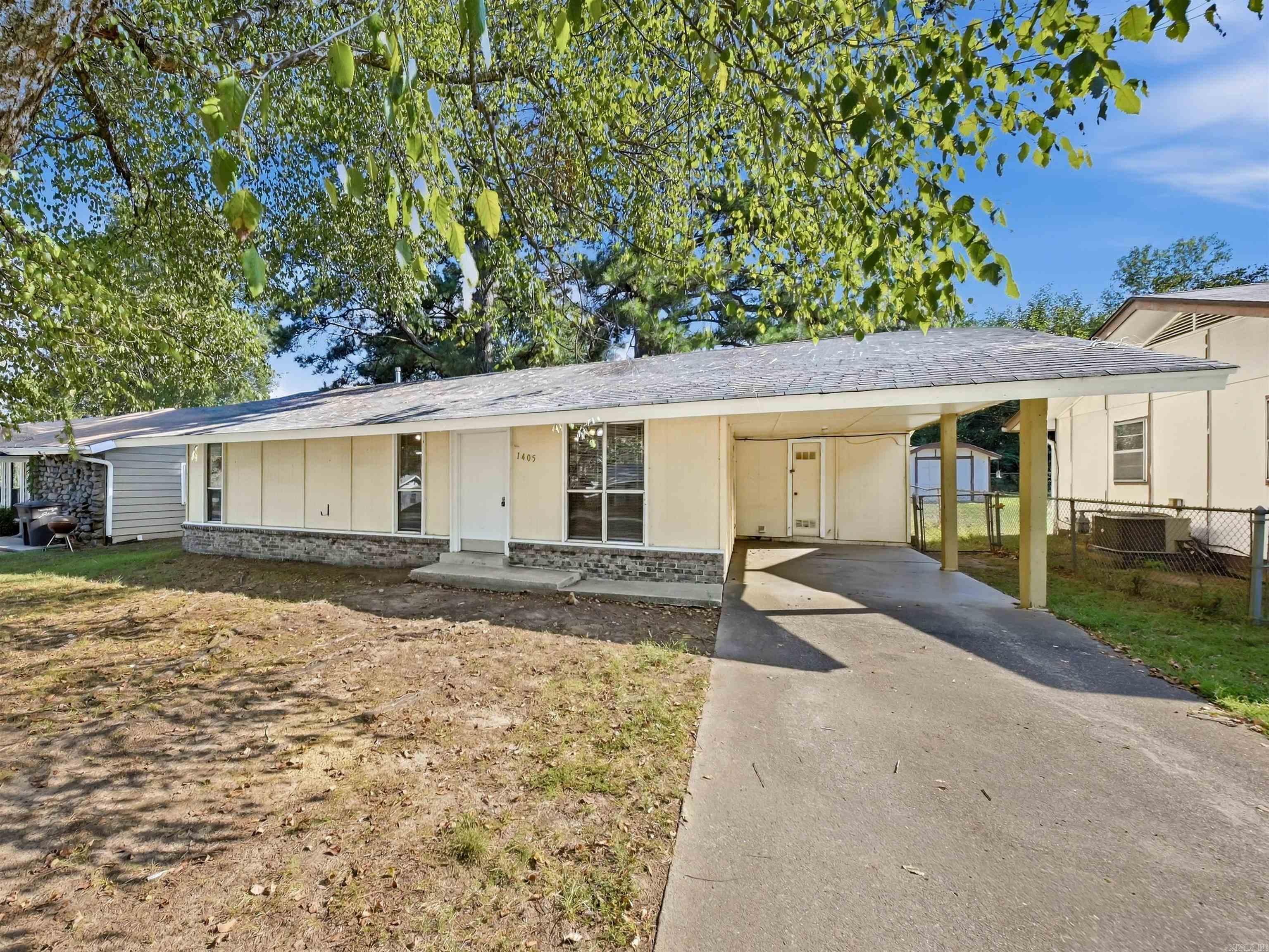 1405 Southern Street Property Photo 2