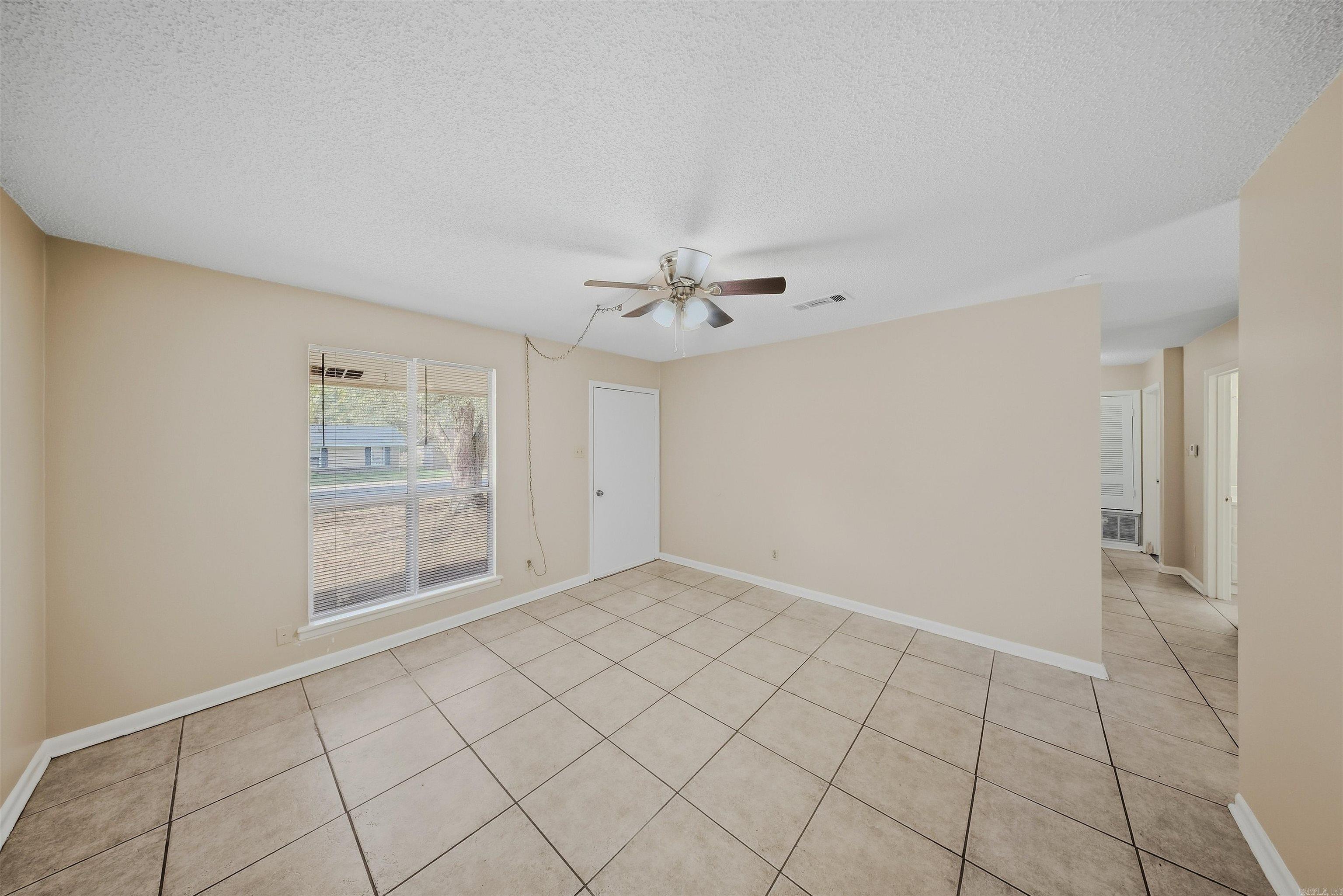 1405 Southern Street Property Photo 5