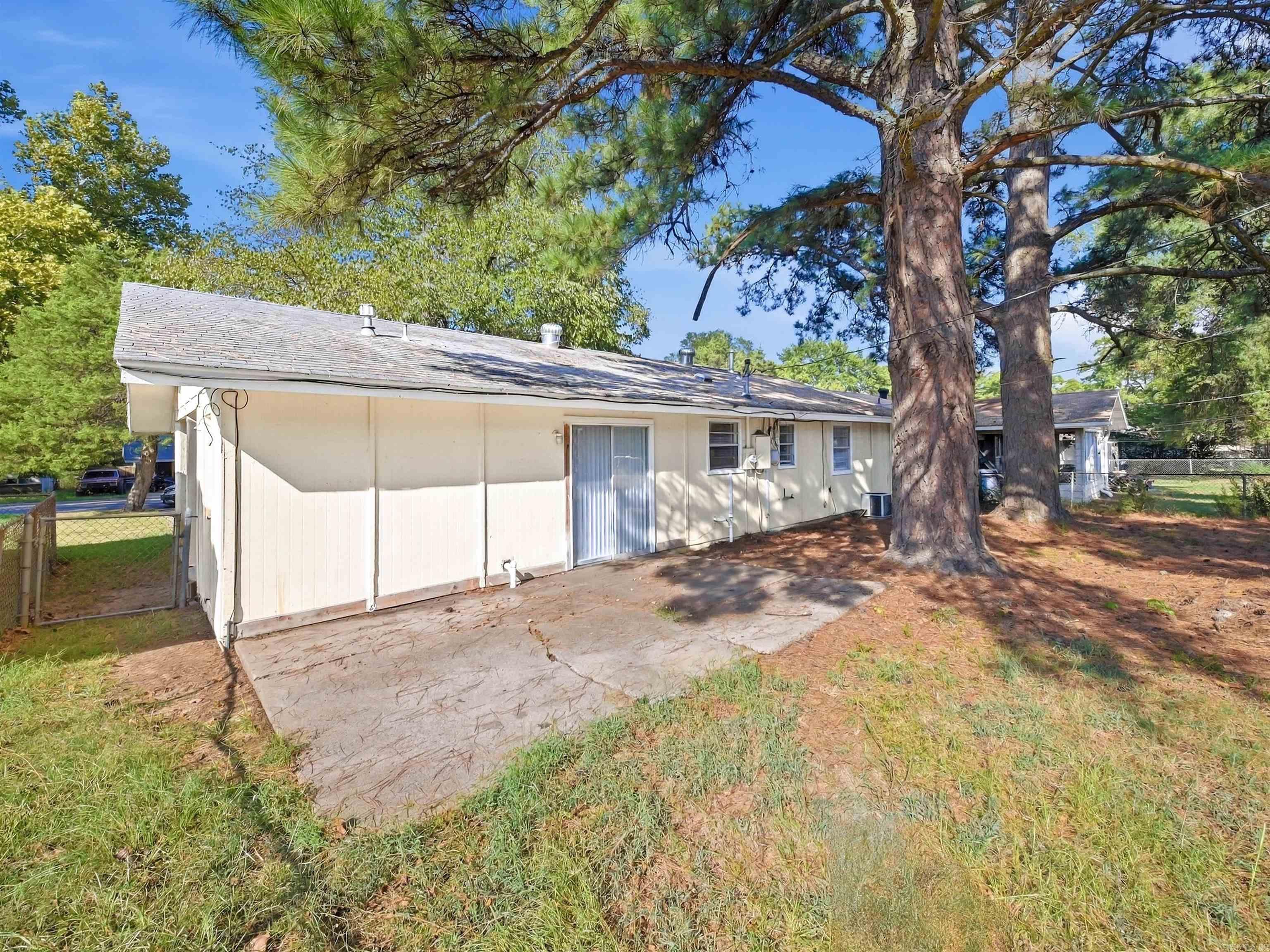 1405 Southern Street Property Photo 23
