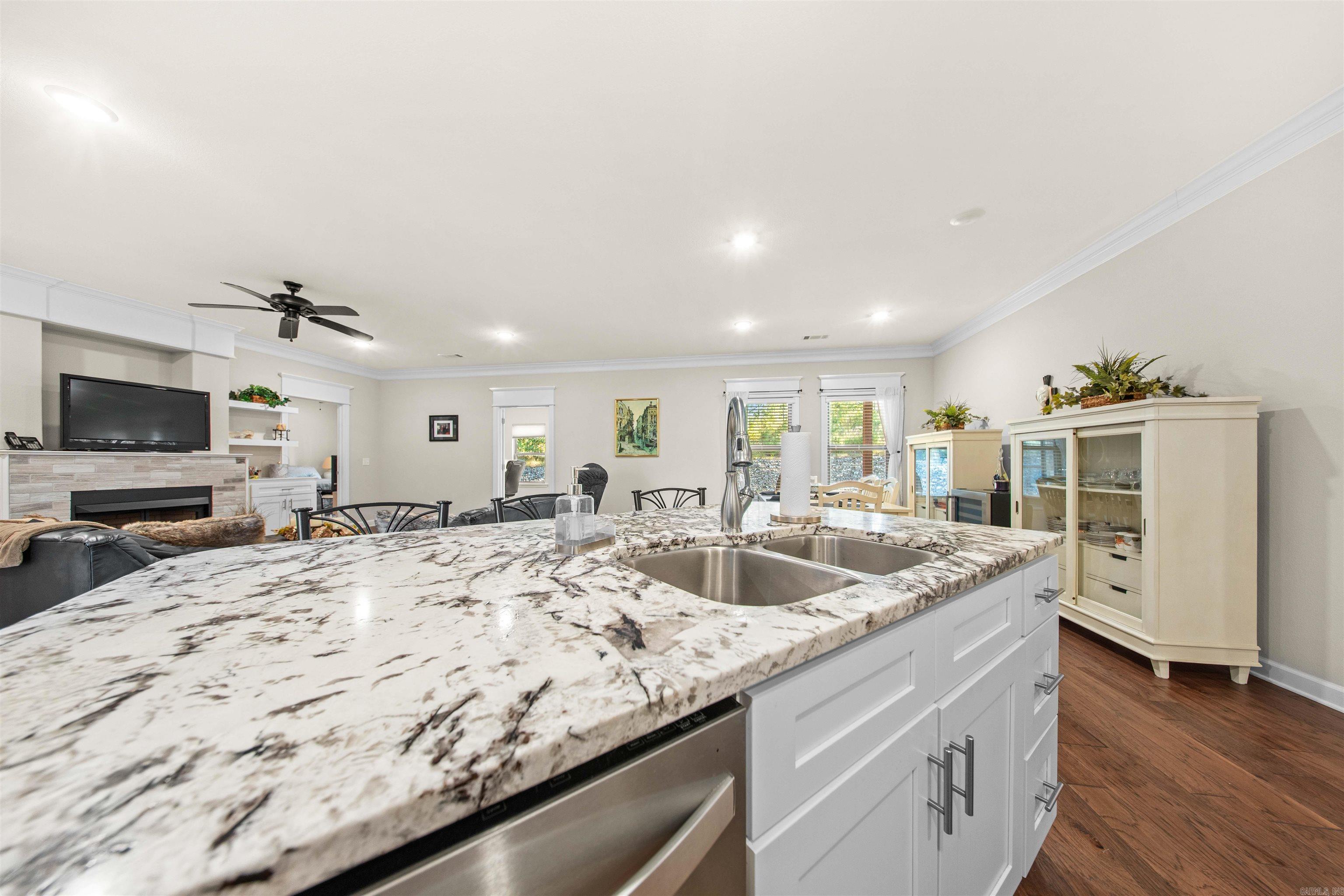 7 Mollera Ln Property Photo 3