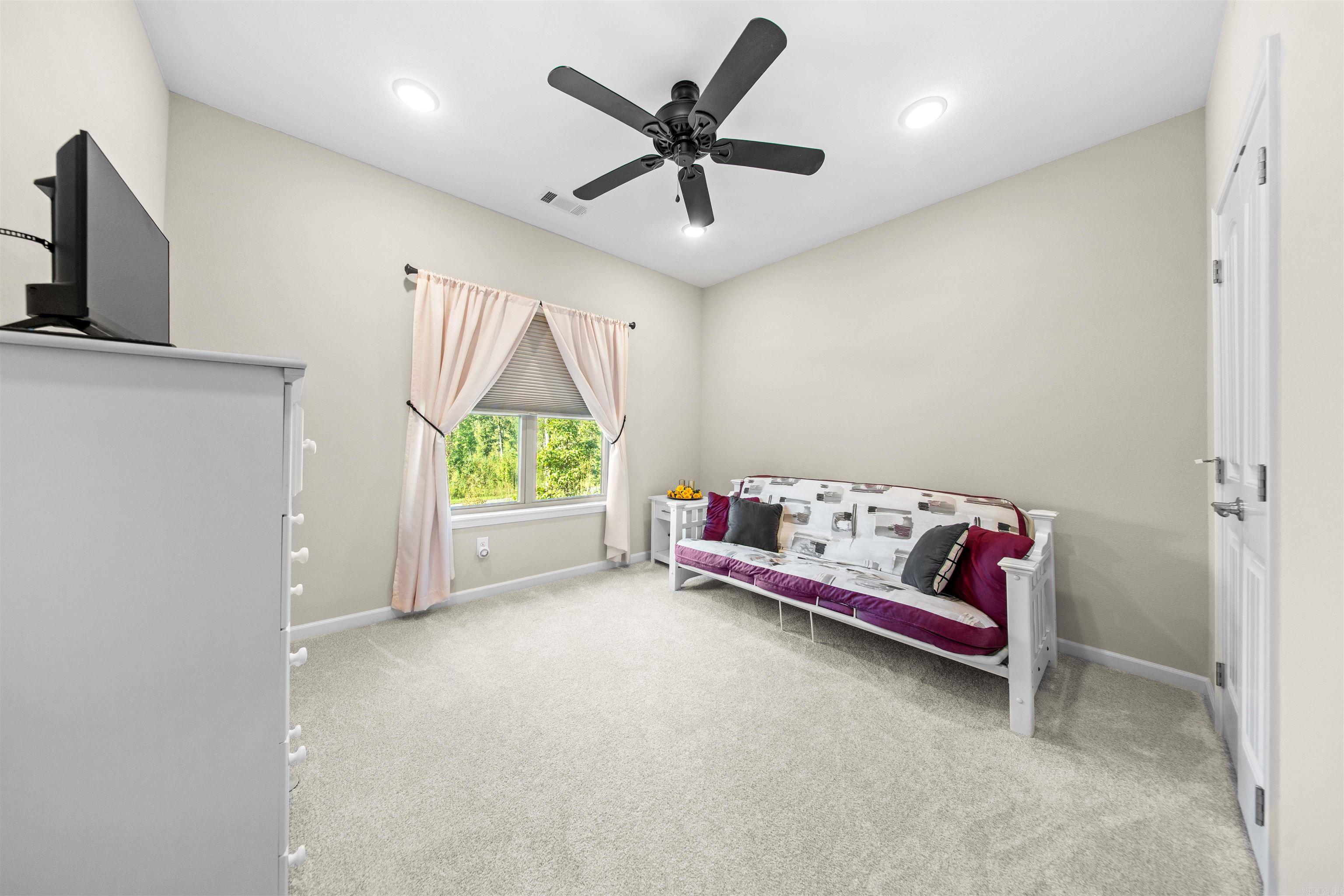 7 Mollera Ln Property Photo 15