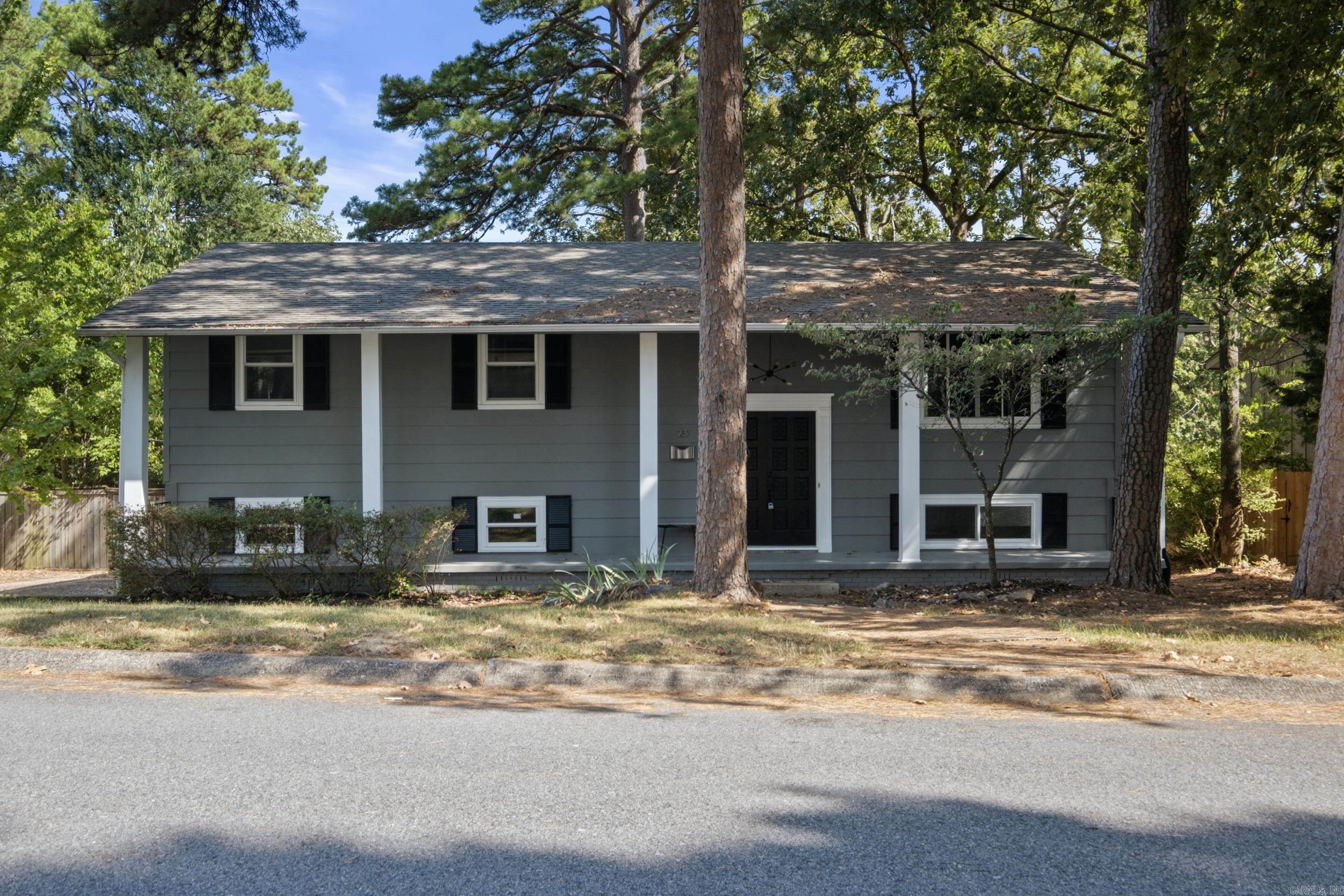 23 Crownpoint Road Property Photo 1