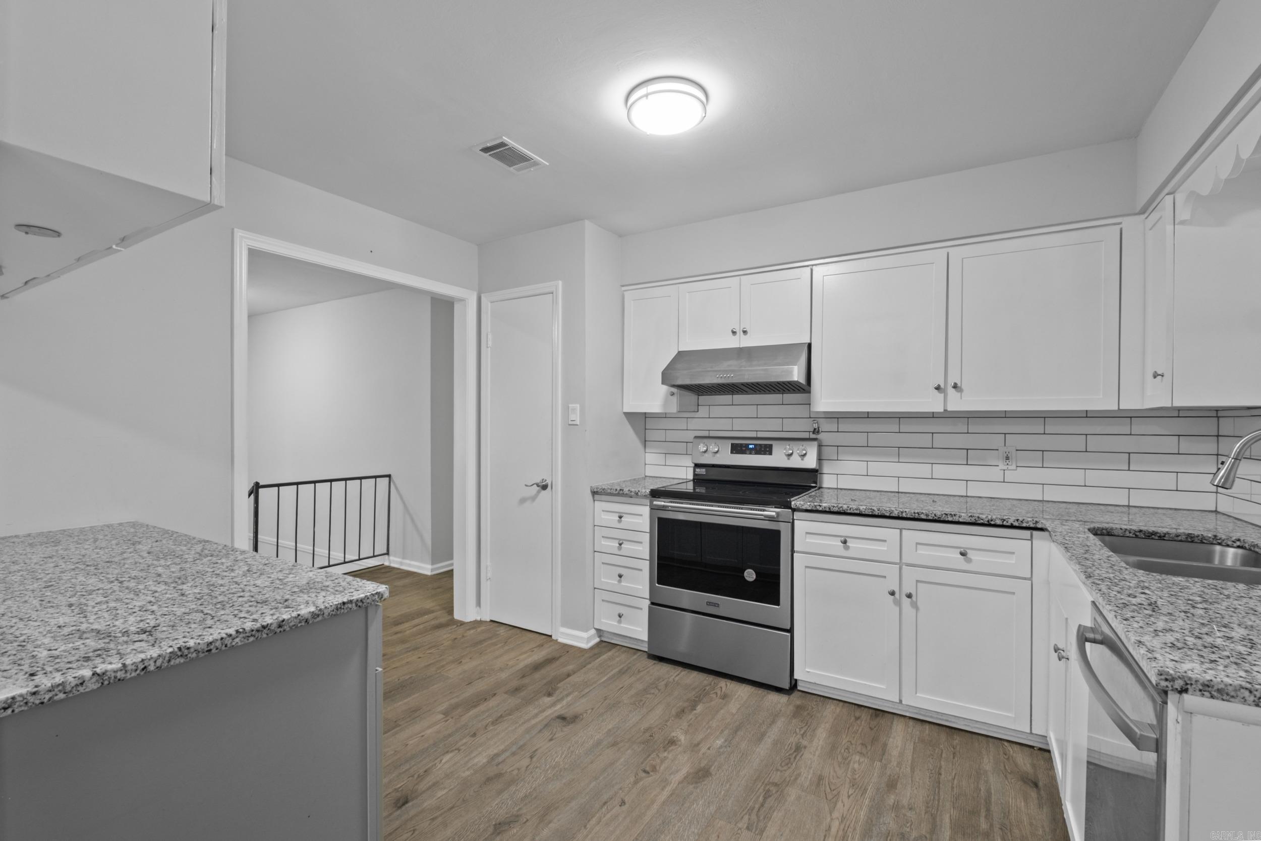 23 Crownpoint Road Property Photo 10