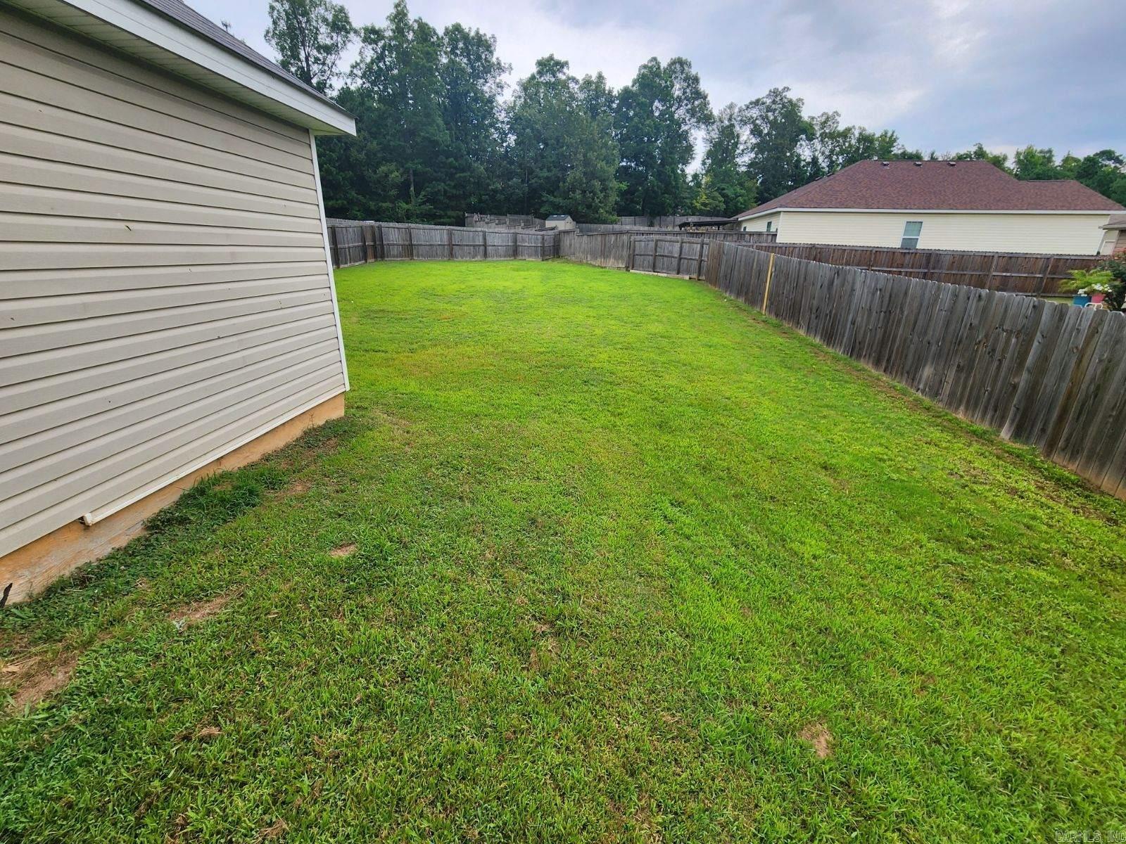 1422 Saw Grass Cove Property Photo 11