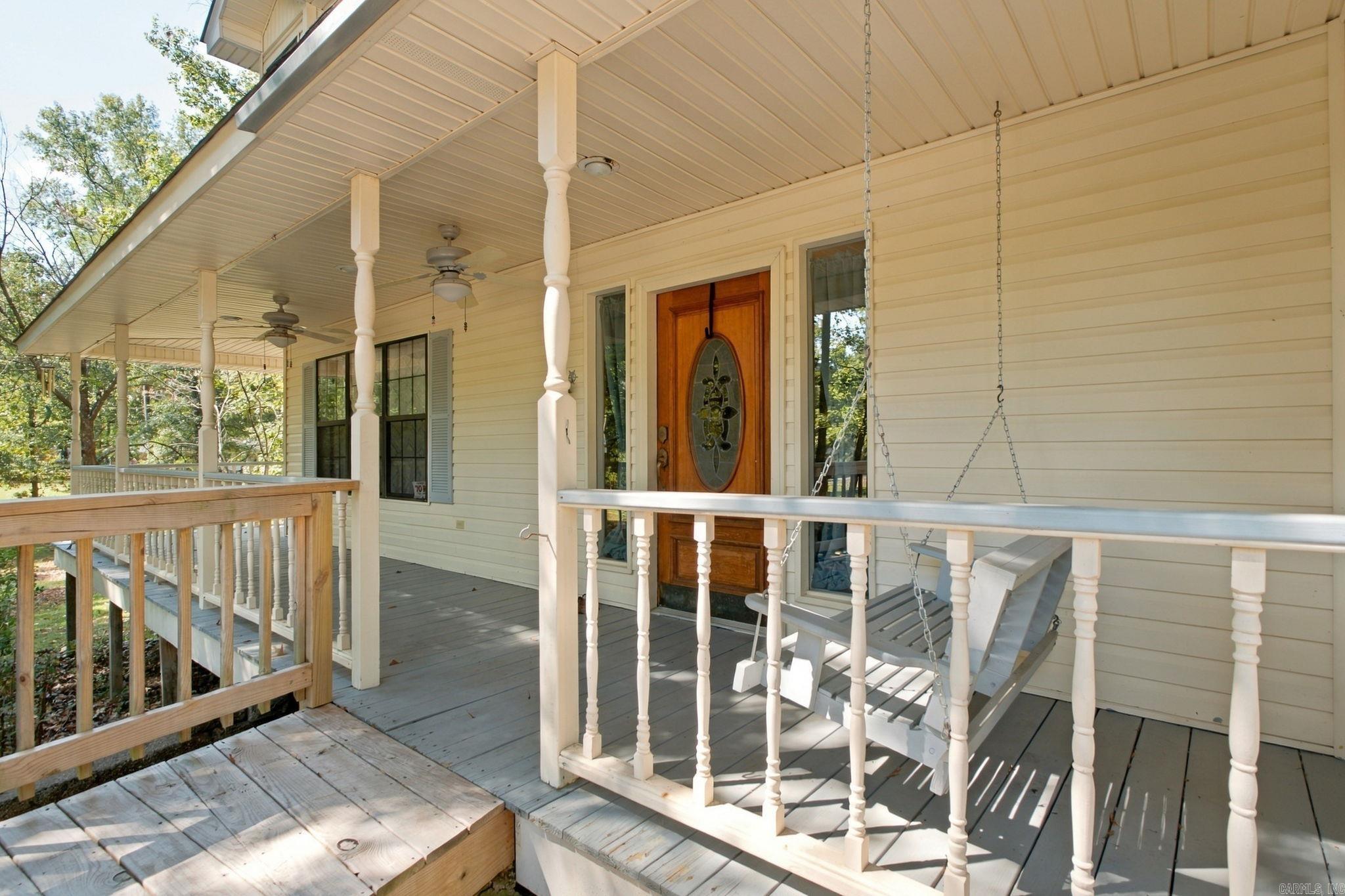 136 Kyler Terrace Property Photo 3