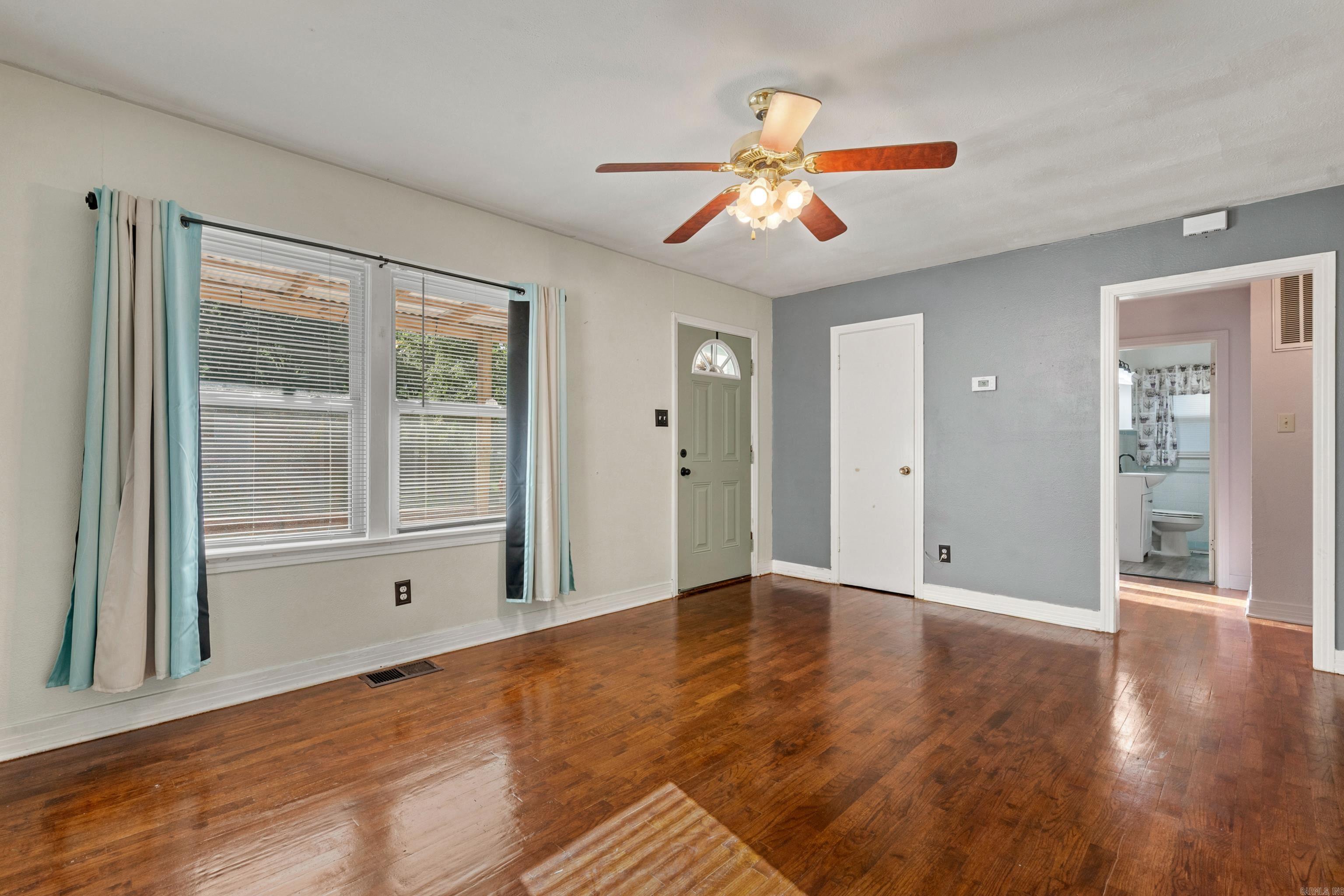 1108 Wilson Street Property Photo 5