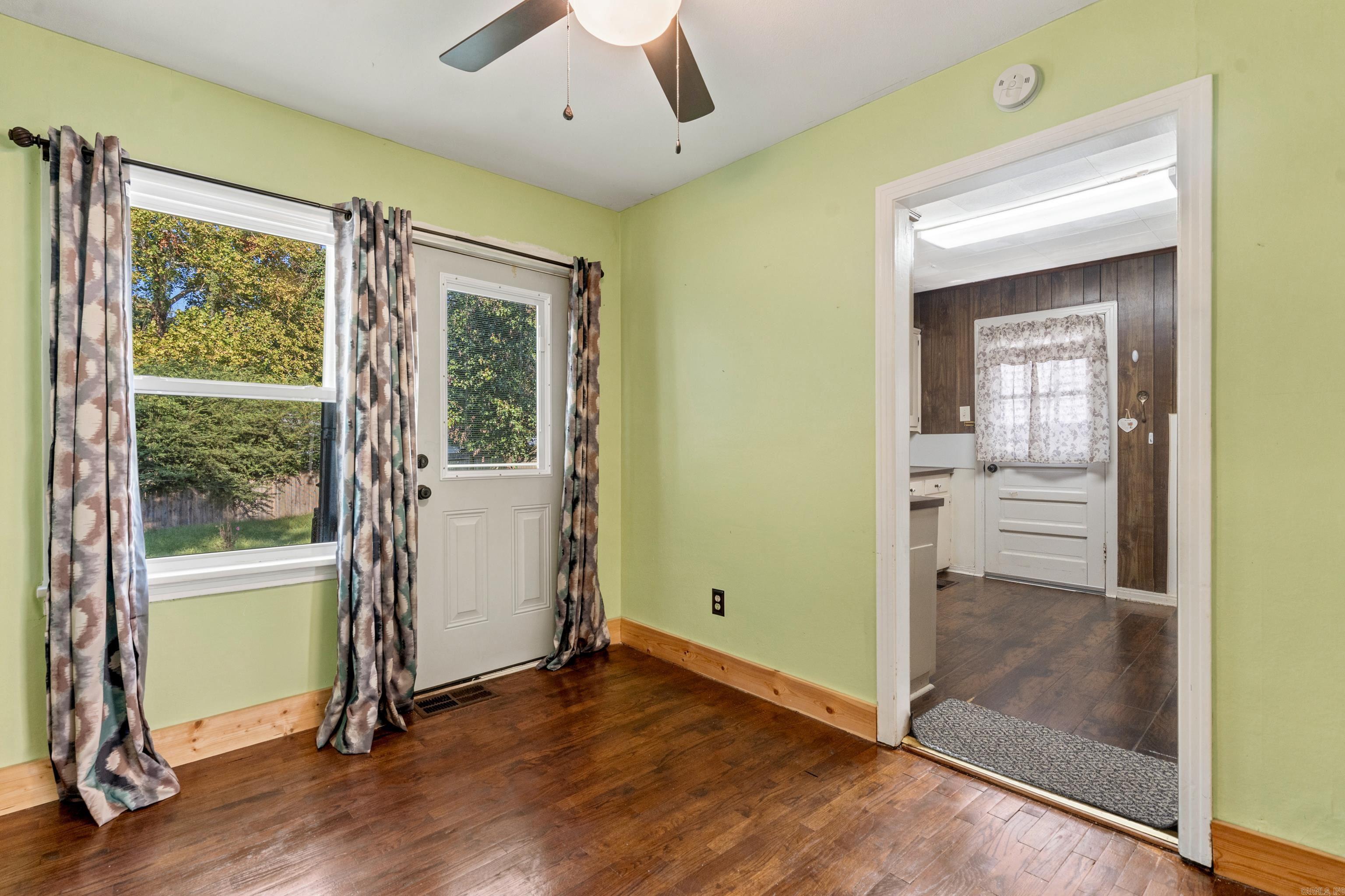 1108 Wilson Street Property Photo 7