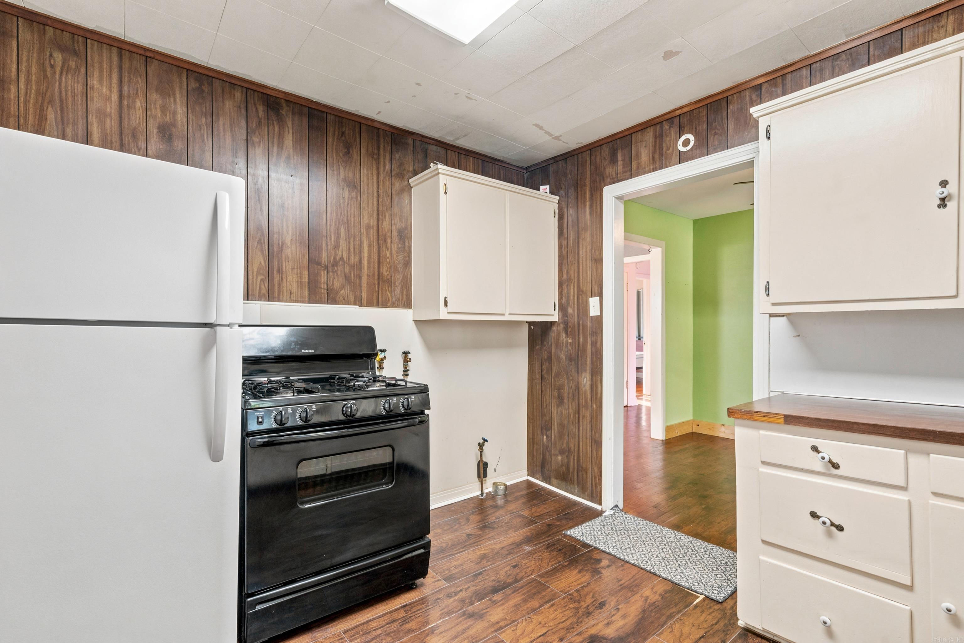 1108 Wilson Street Property Photo 9