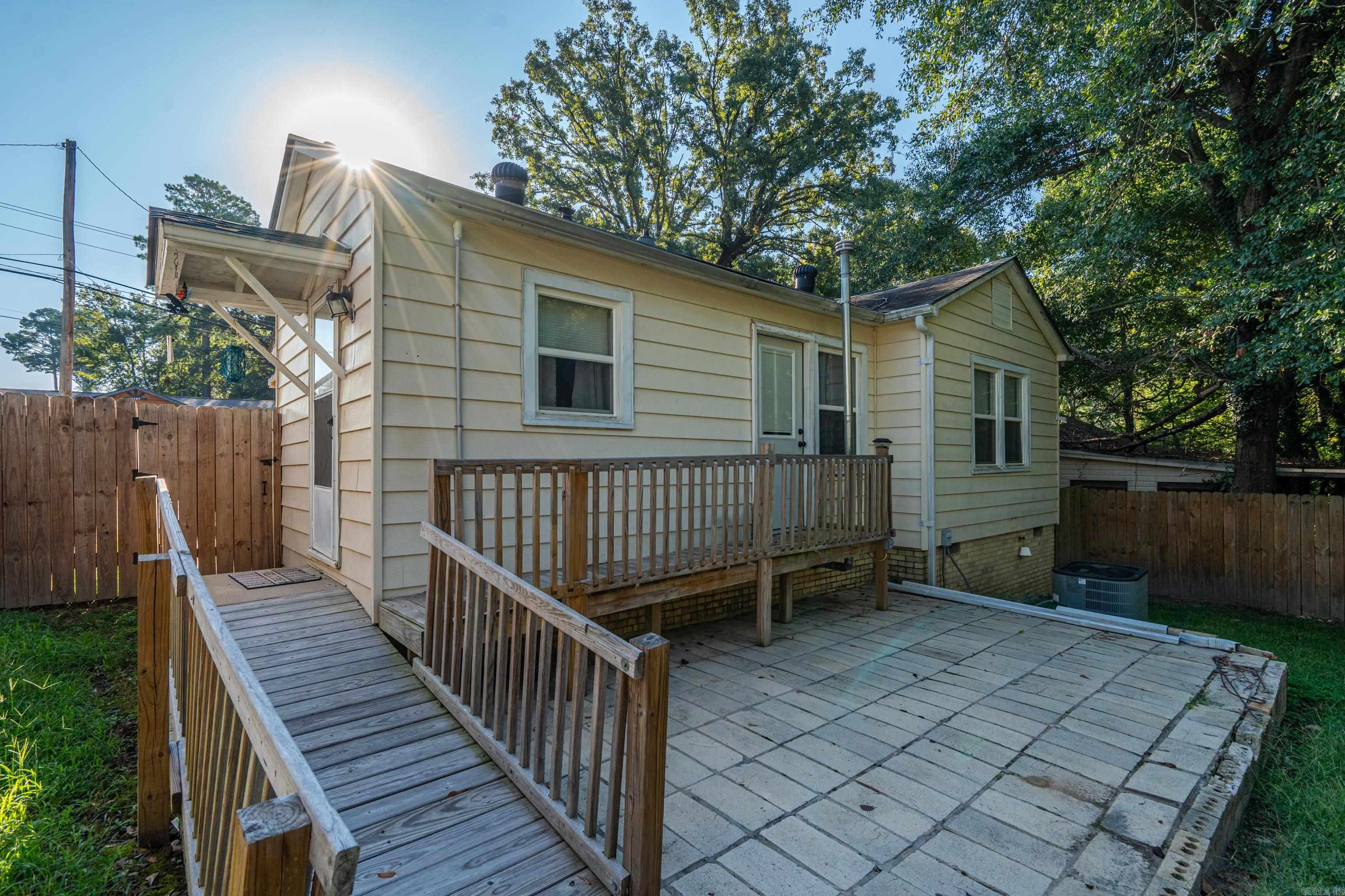1108 Wilson Street Property Photo 24