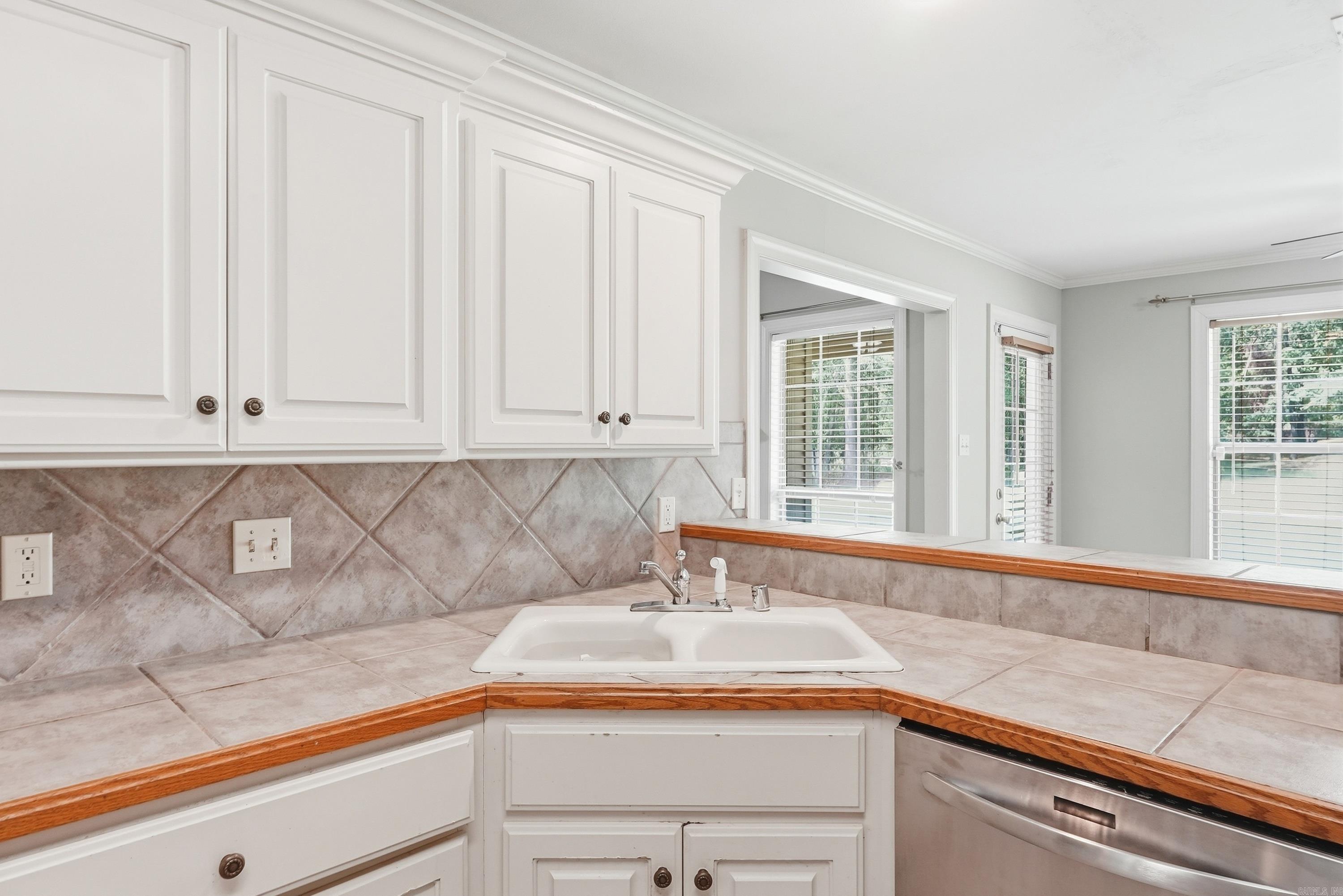 14224 Wimbledon Loop Property Photo 12