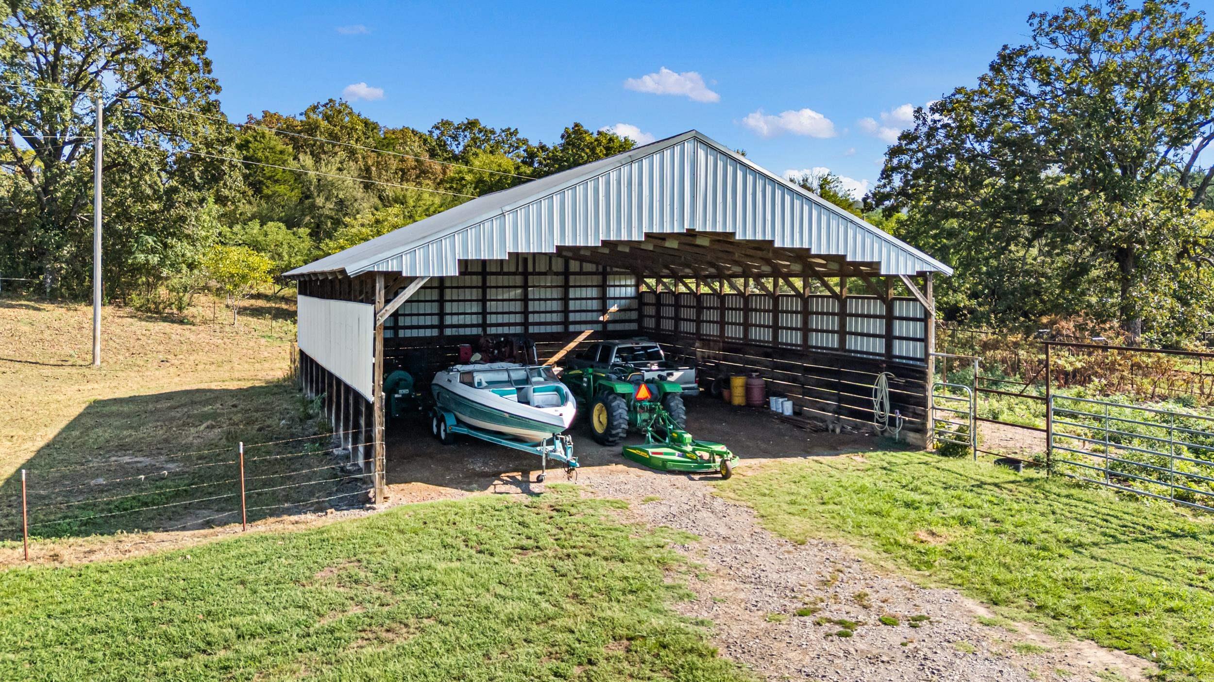 60 Tower Rd Property Photo 2