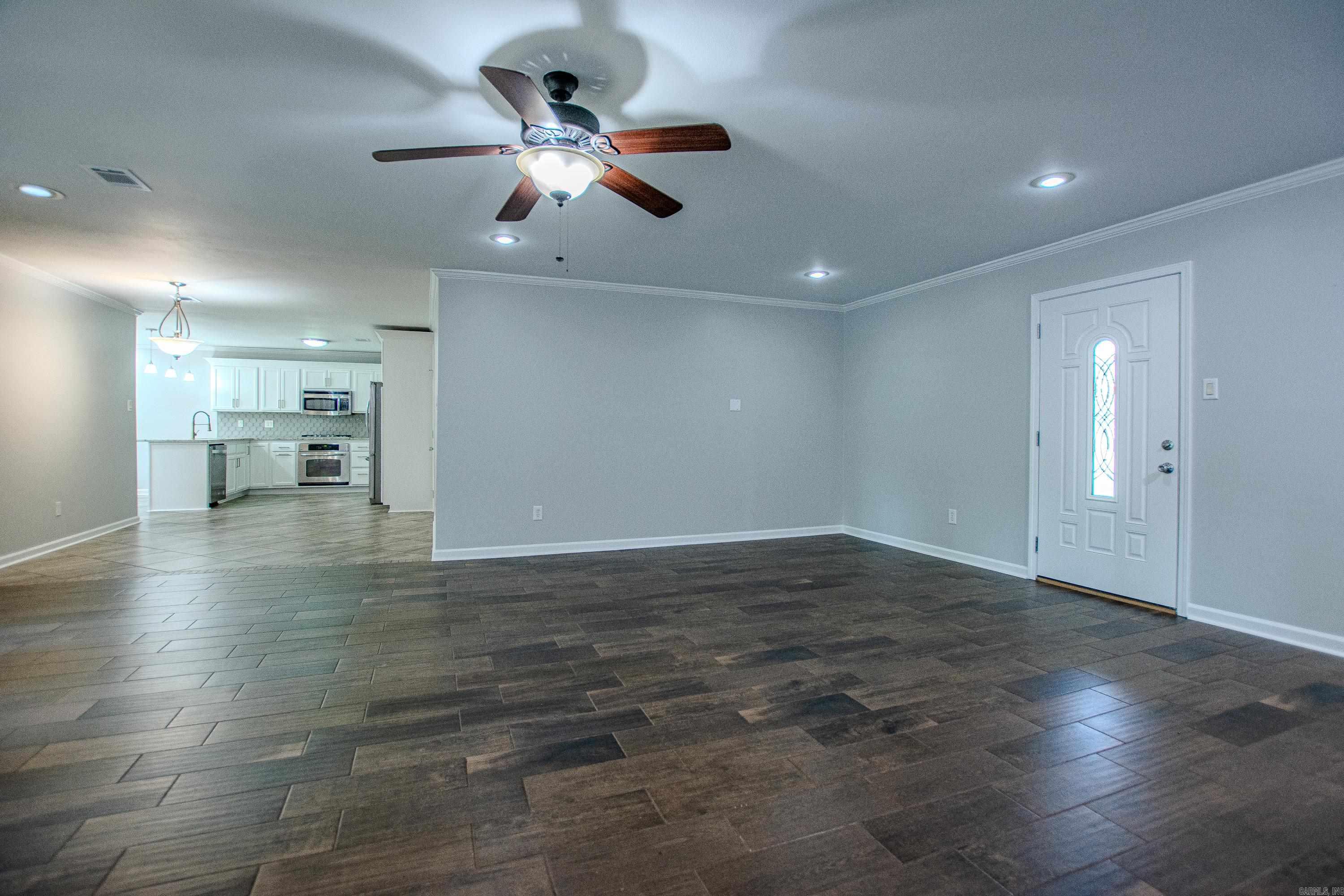 2201 S Fox Trl Property Photo 5
