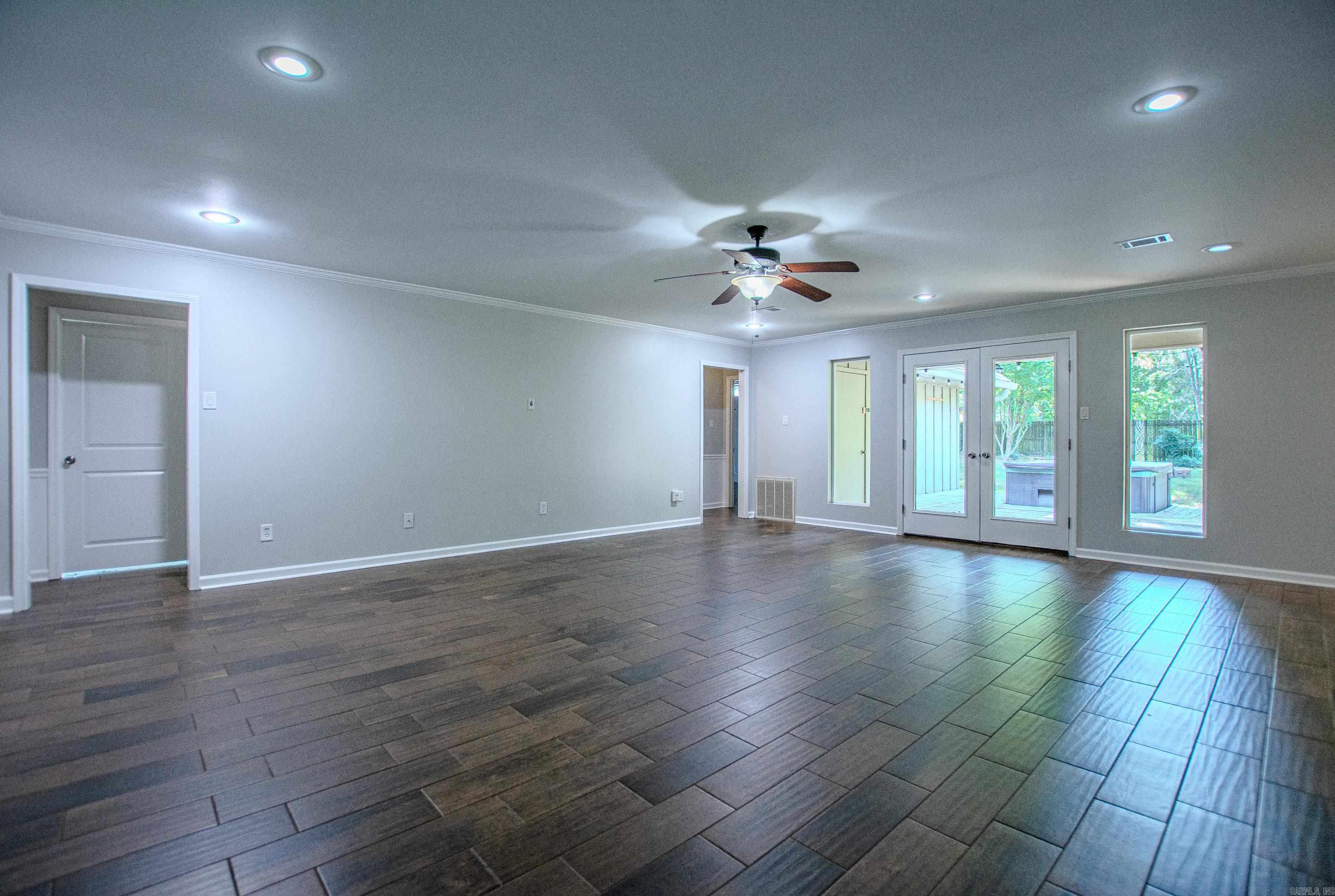 2201 S Fox Trl Property Photo 7