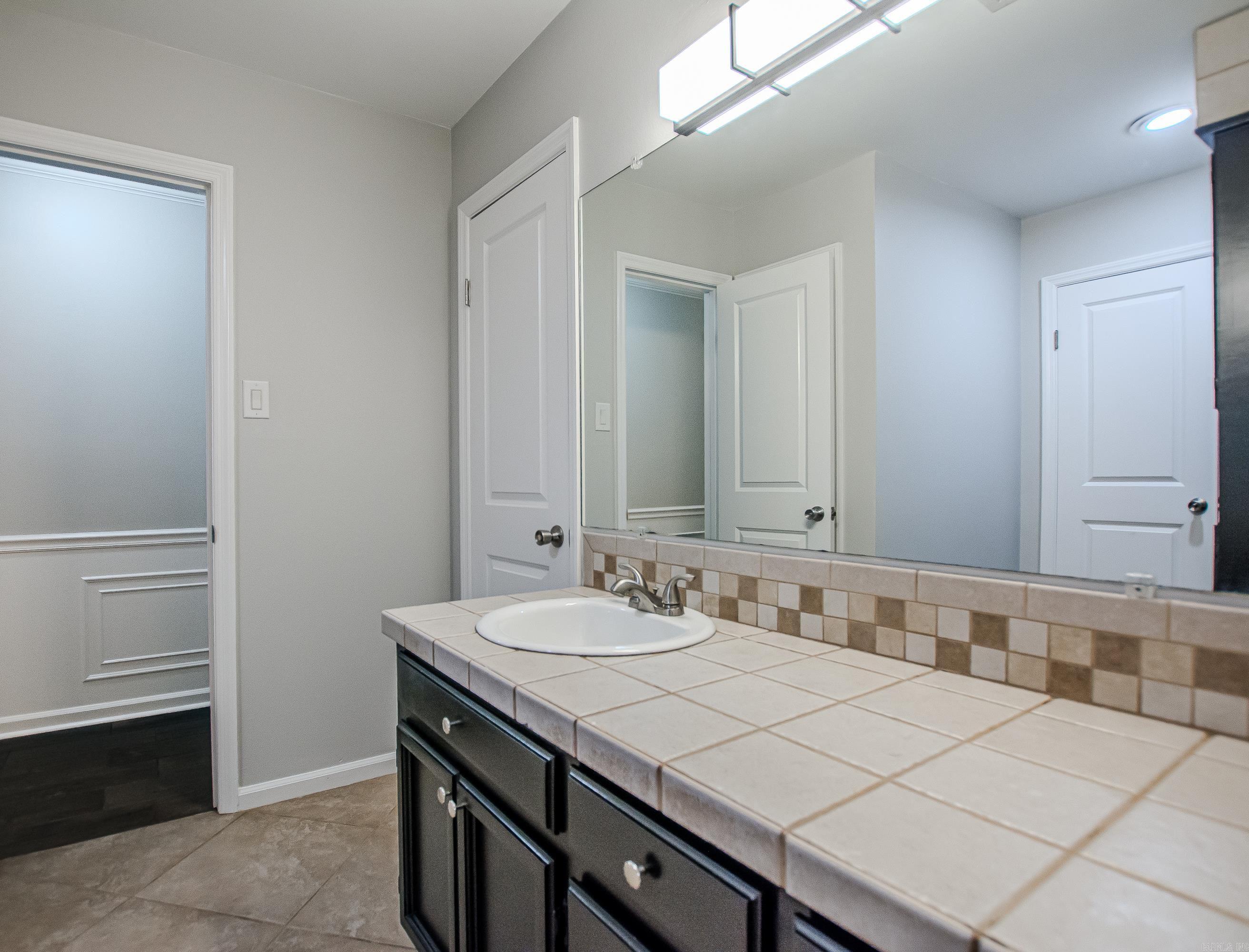 2201 S Fox Trl Property Photo 33