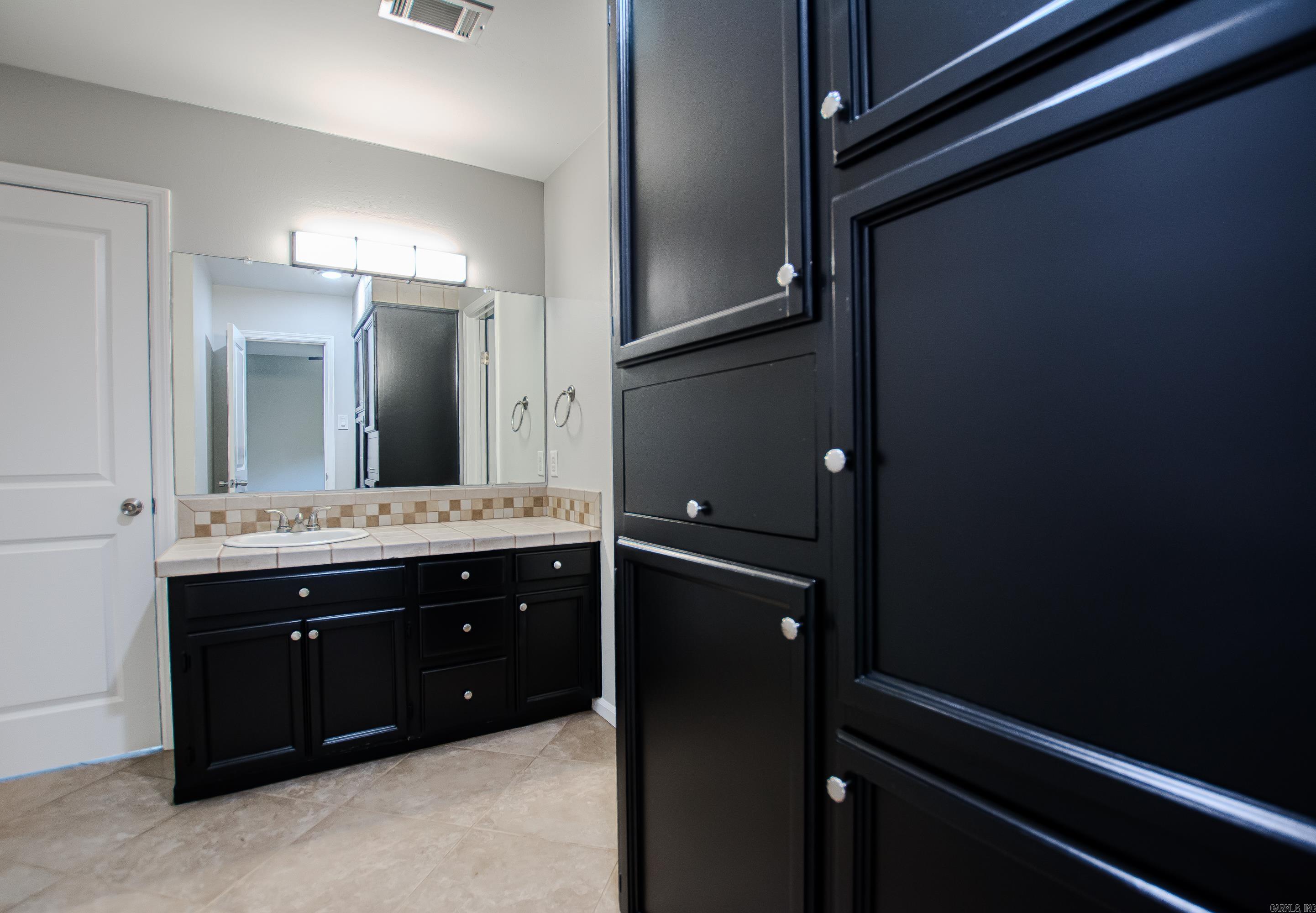 2201 S Fox Trl Property Photo 34