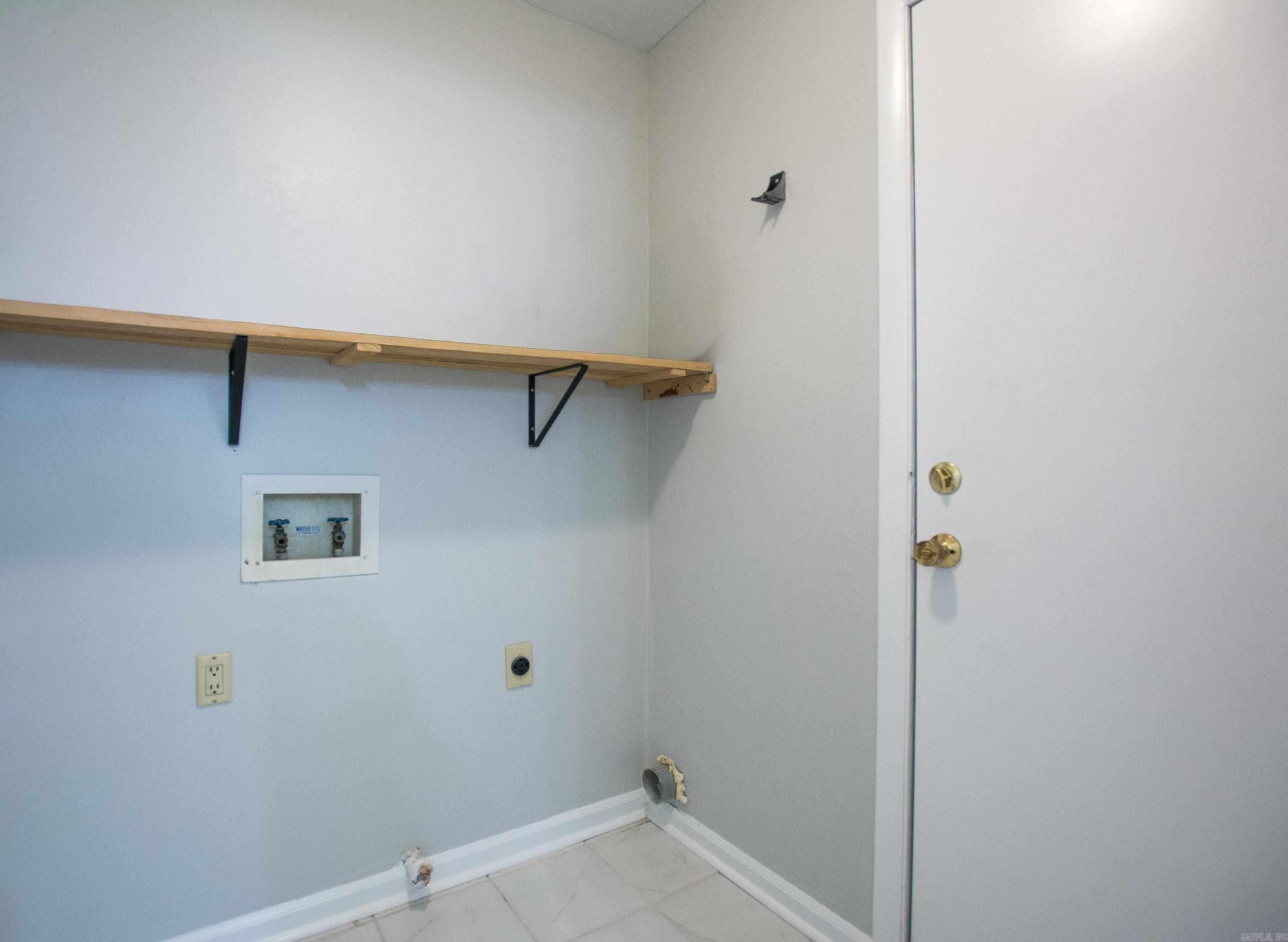 2201 S Fox Trl Property Photo 36