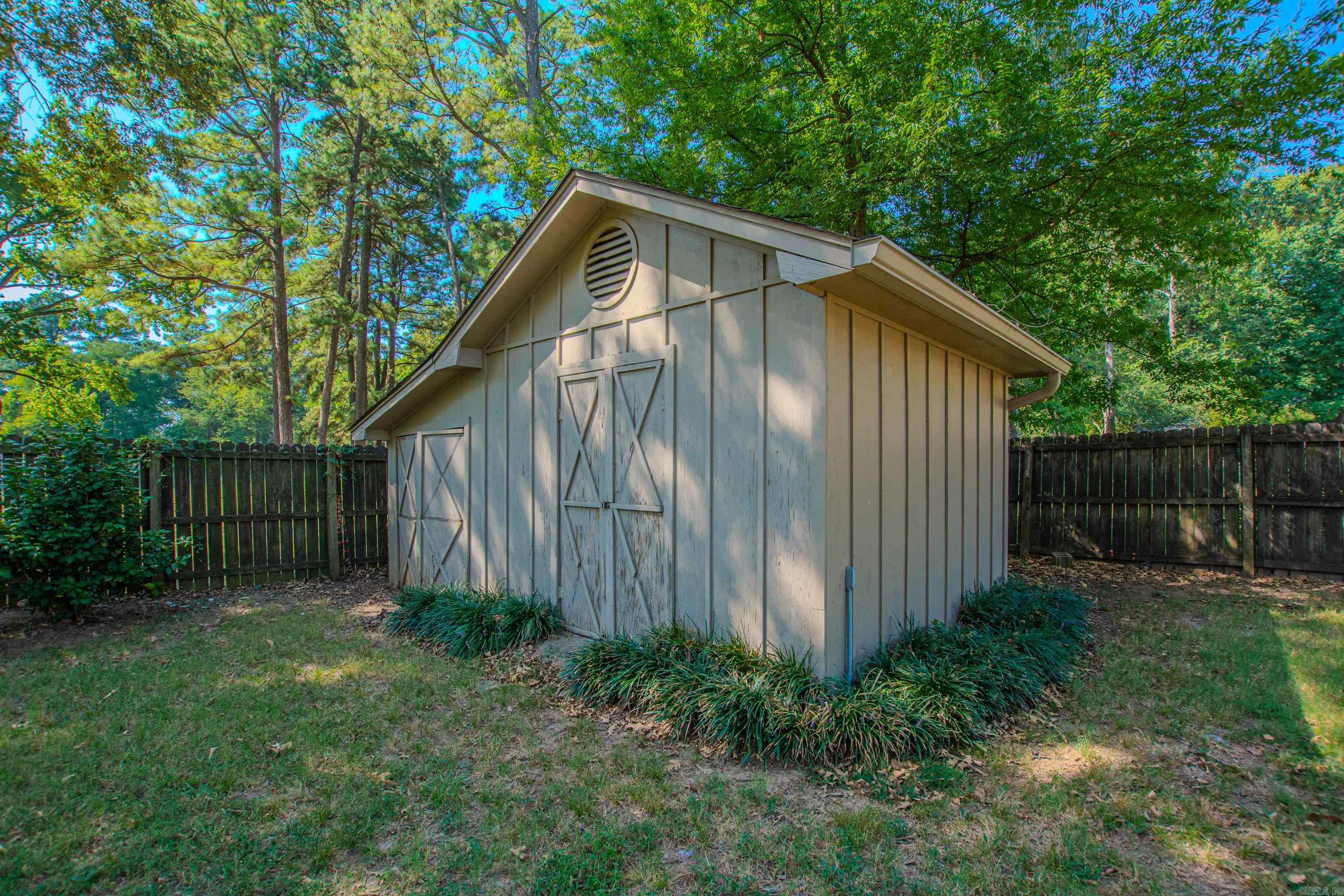 2201 S Fox Trl Property Photo 42