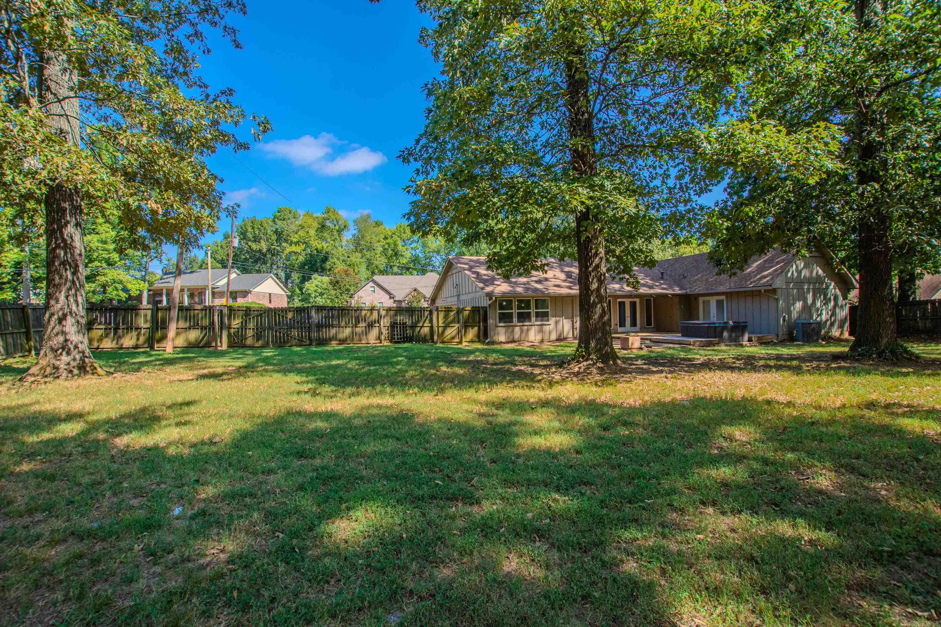 2201 S Fox Trl Property Photo 44