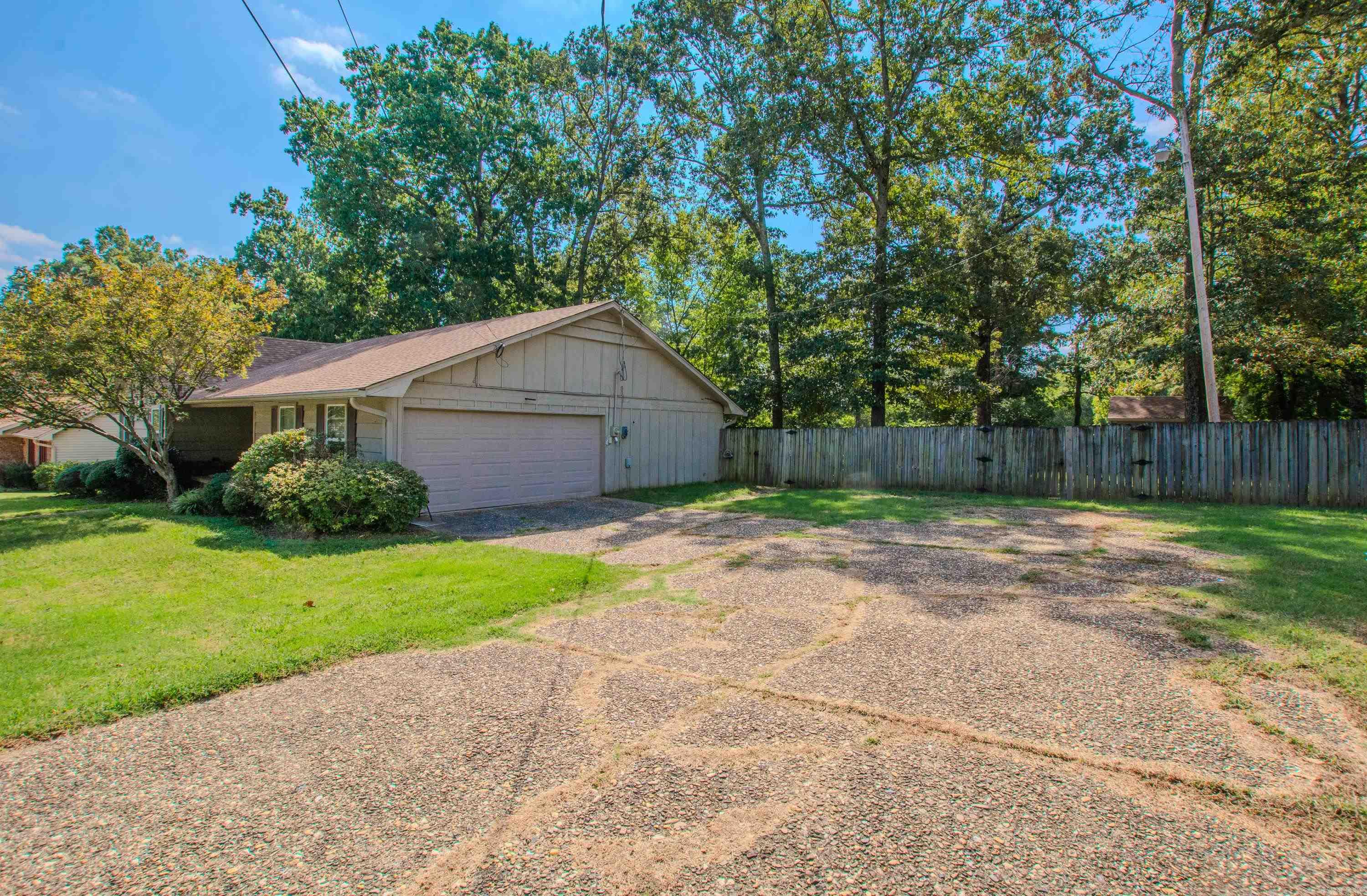 2201 S Fox Trl Property Photo 49