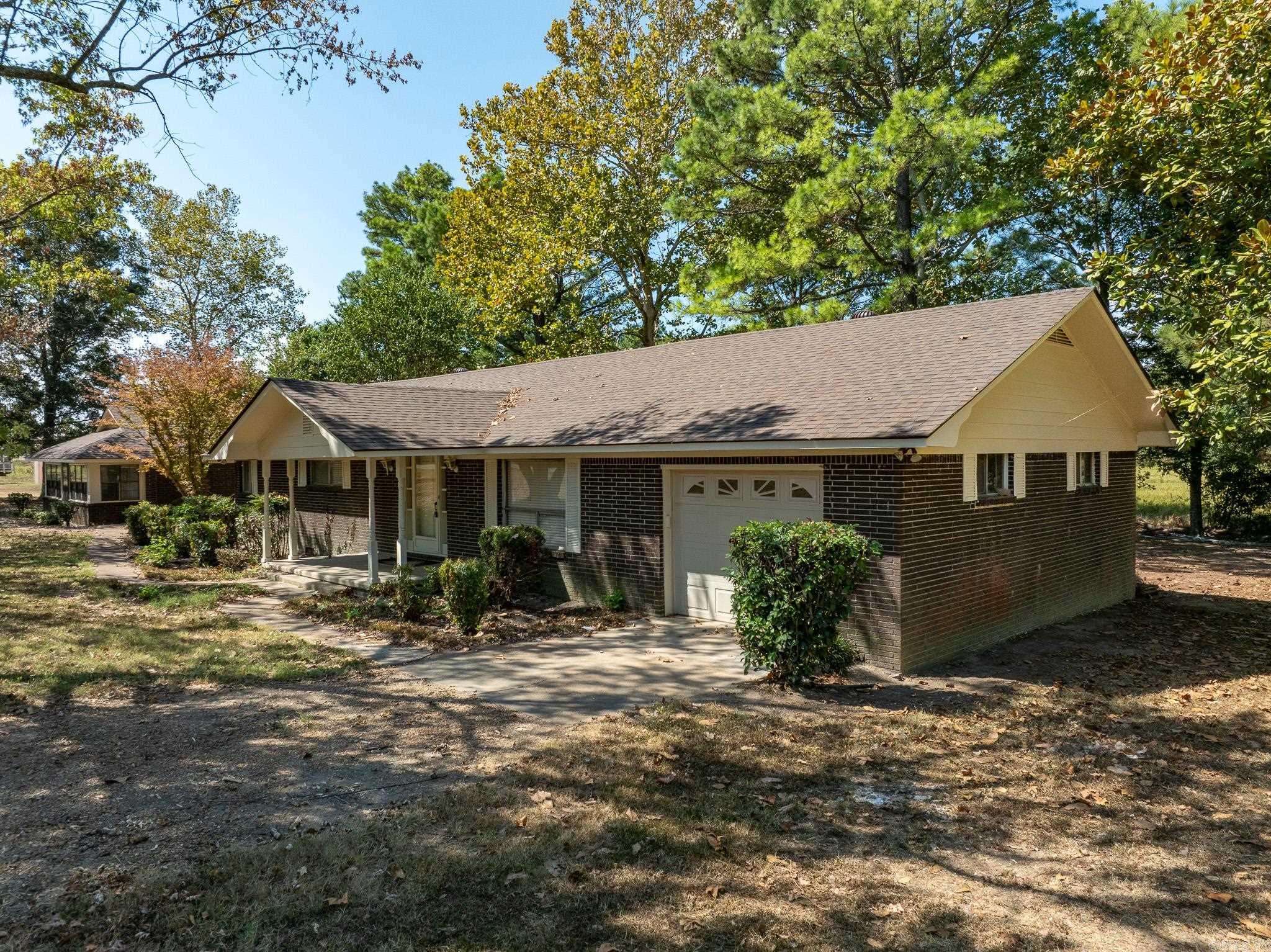 13429 & 13431 Hwy. 37 S Property Photo 6