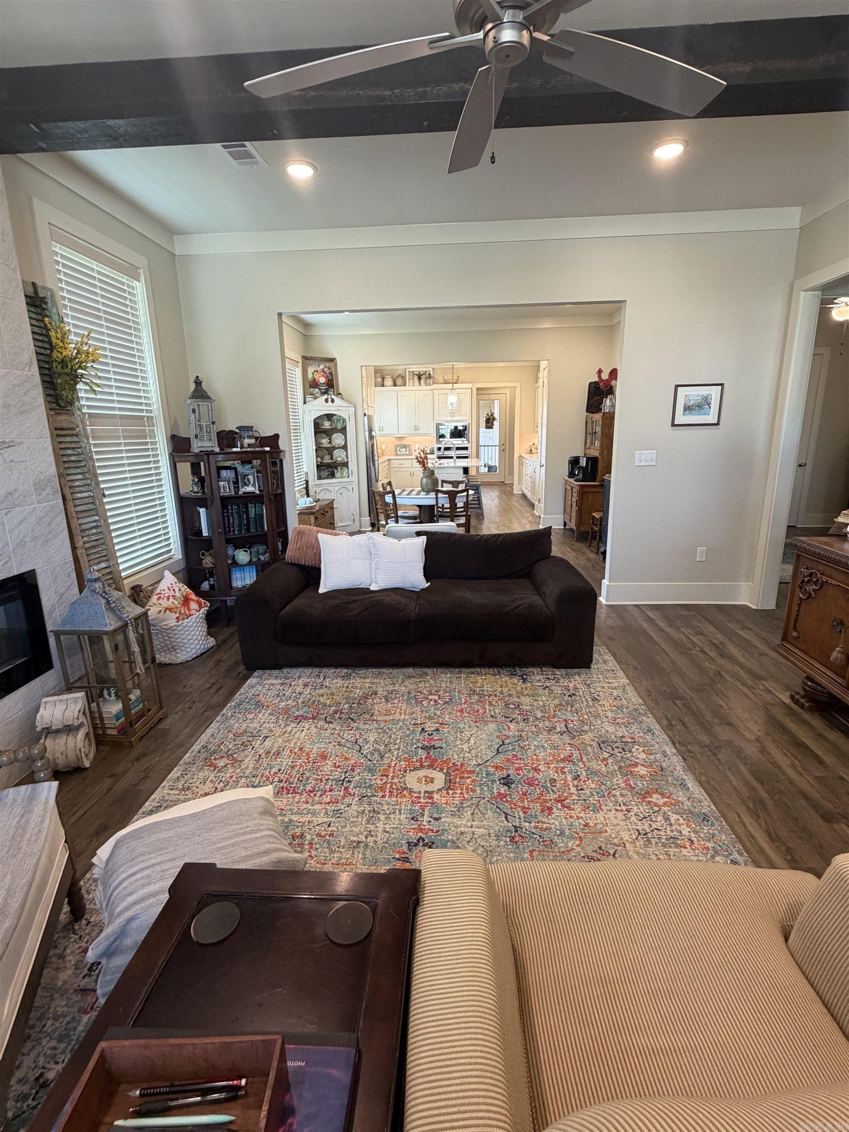 230 A Street Property Photo 4