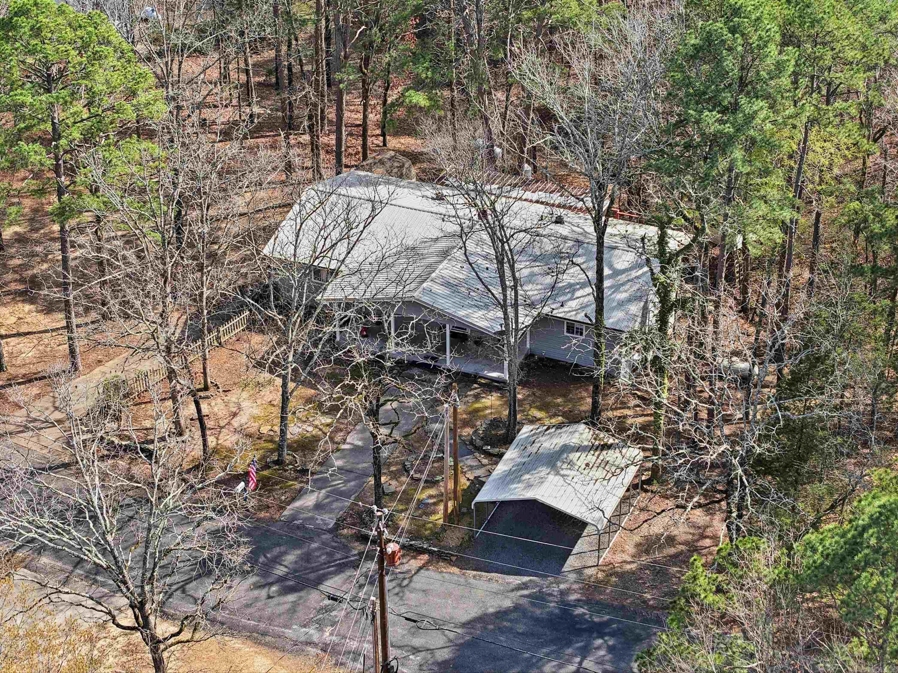 110 Cliff Court Property Photo 2