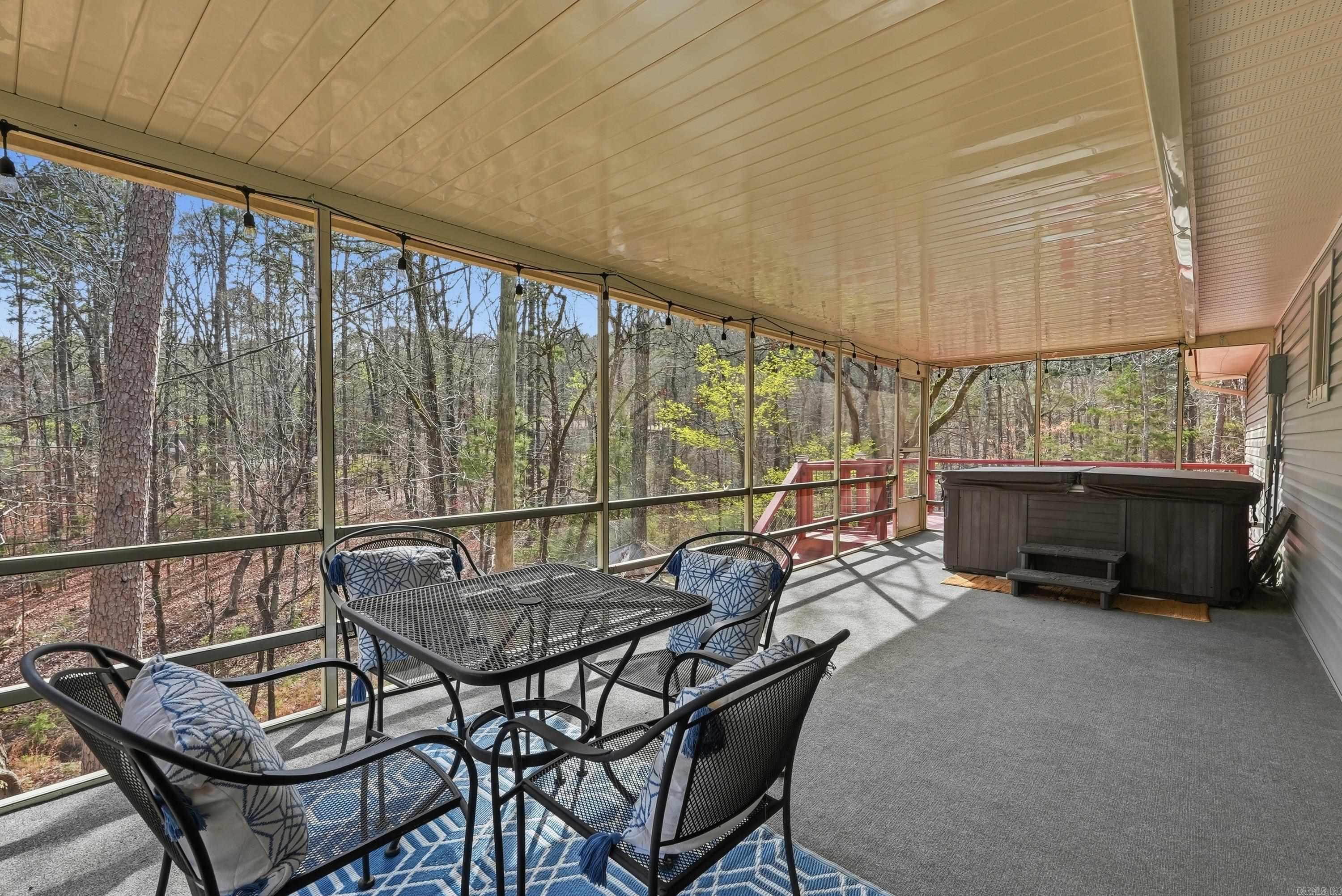 110 Cliff Court Property Photo 4