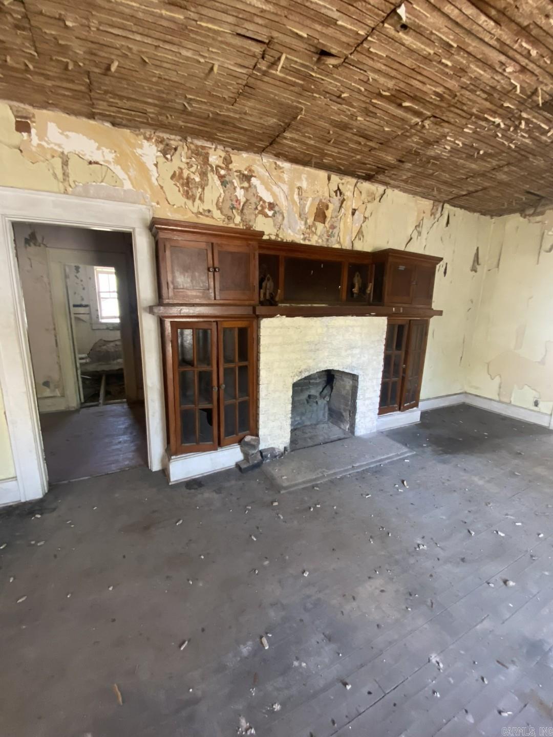 1148 Pleasant Street Property Photo 7