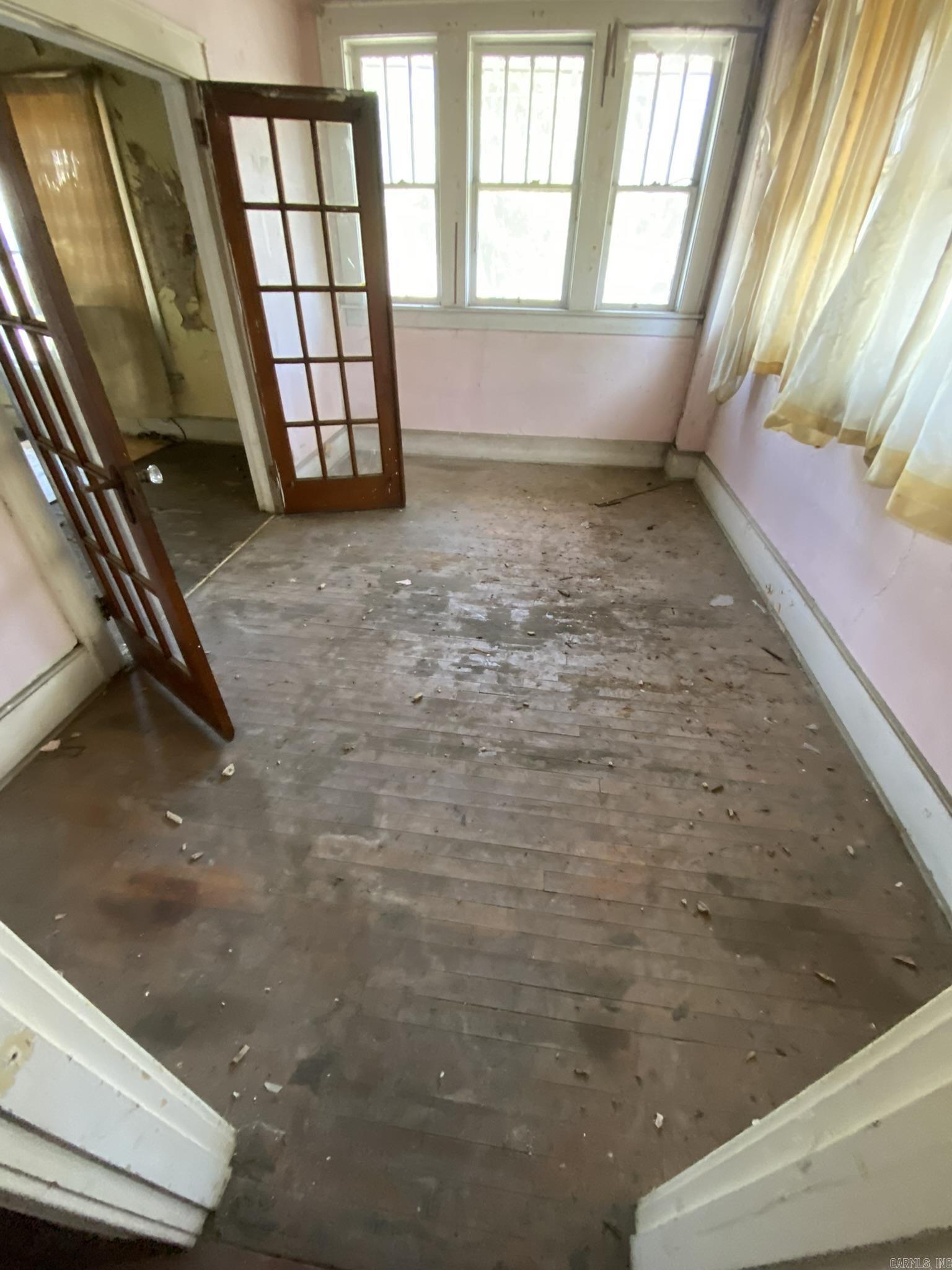 1148 Pleasant Street Property Photo 8