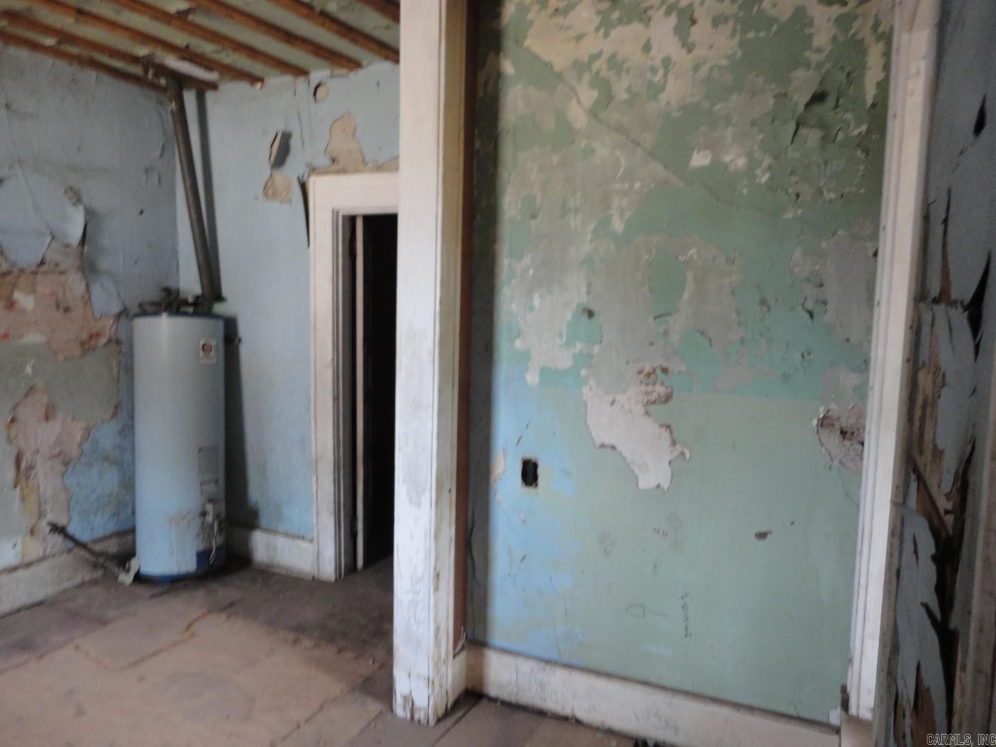 1148 Pleasant Street Property Photo 11