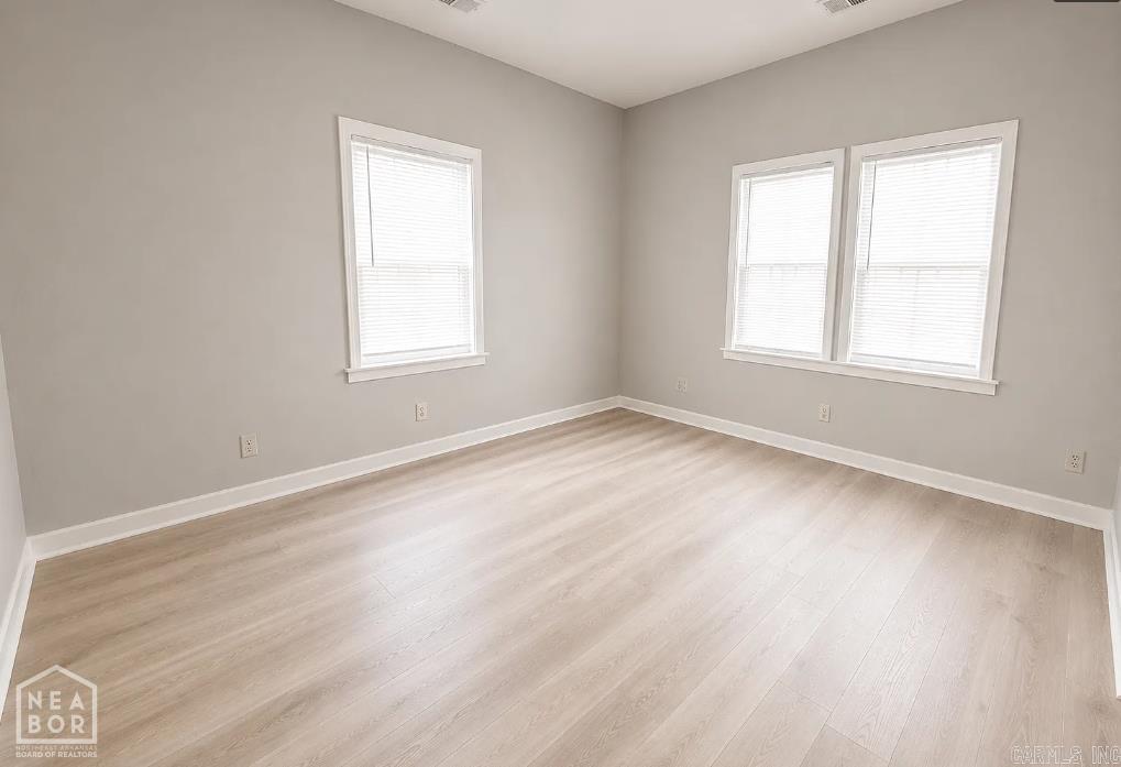 607 Warner Avenue Property Photo 7