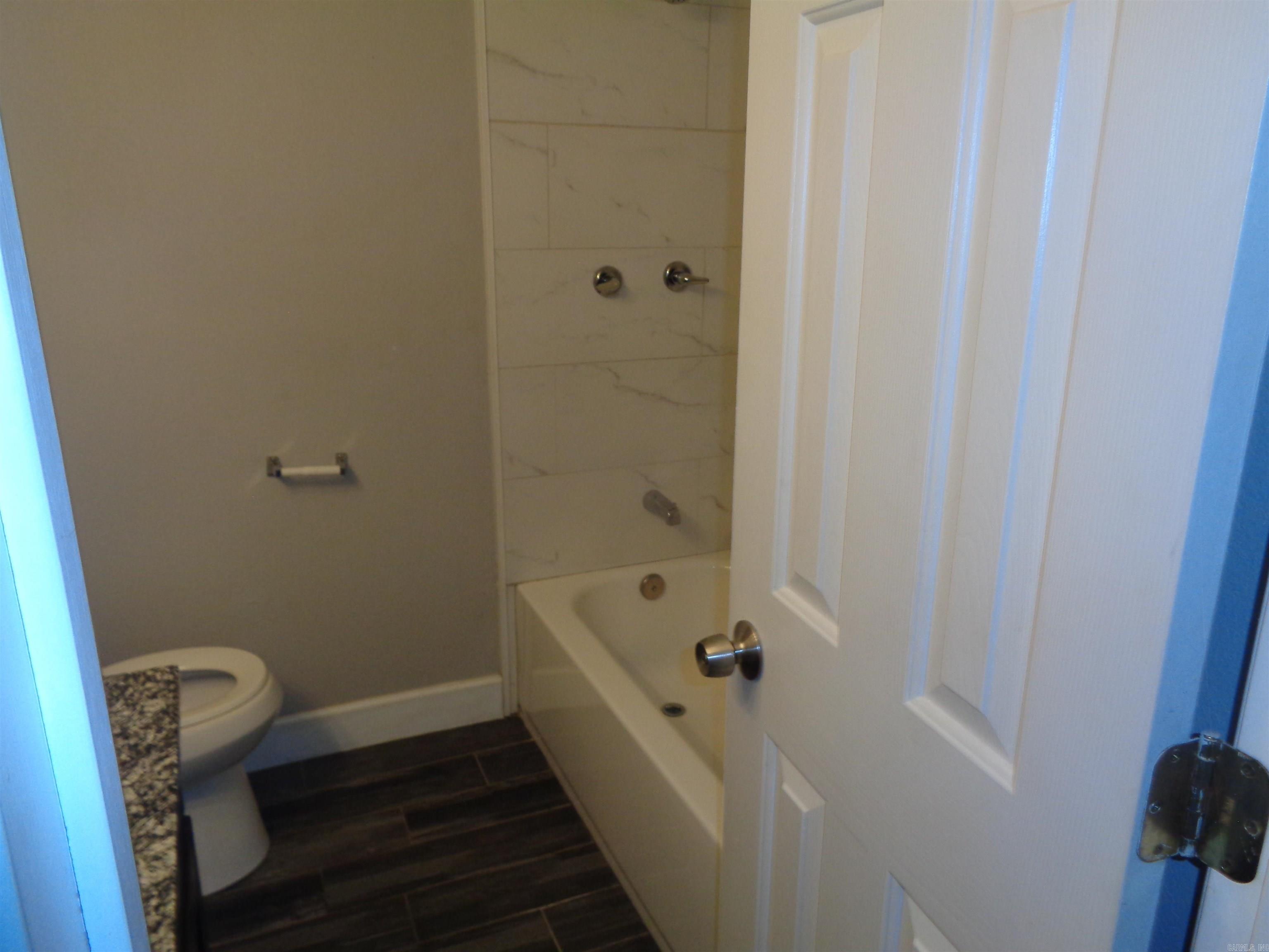 3402 Lehigh Street Property Photo 7