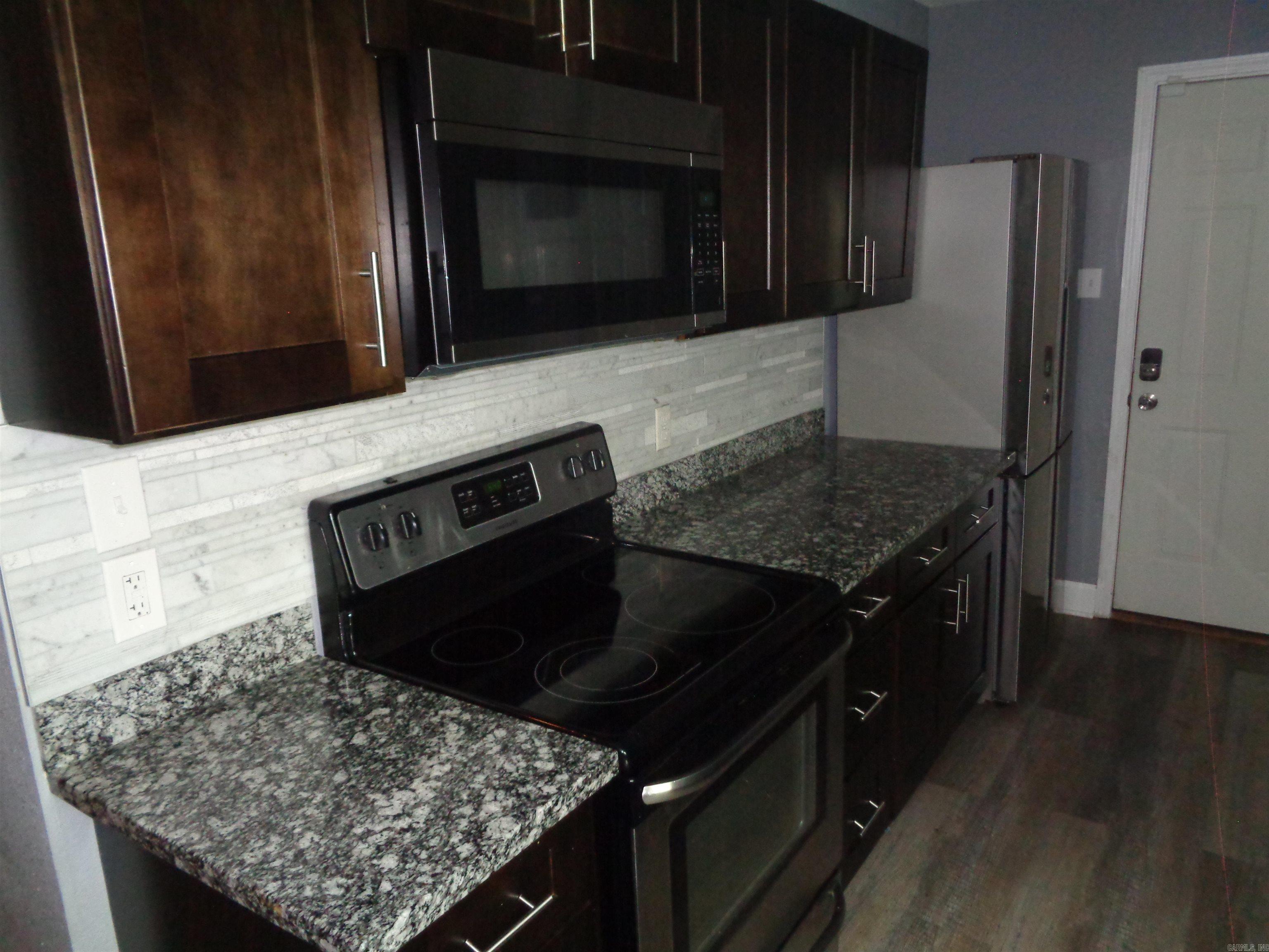 3402 Lehigh Street Property Photo 14