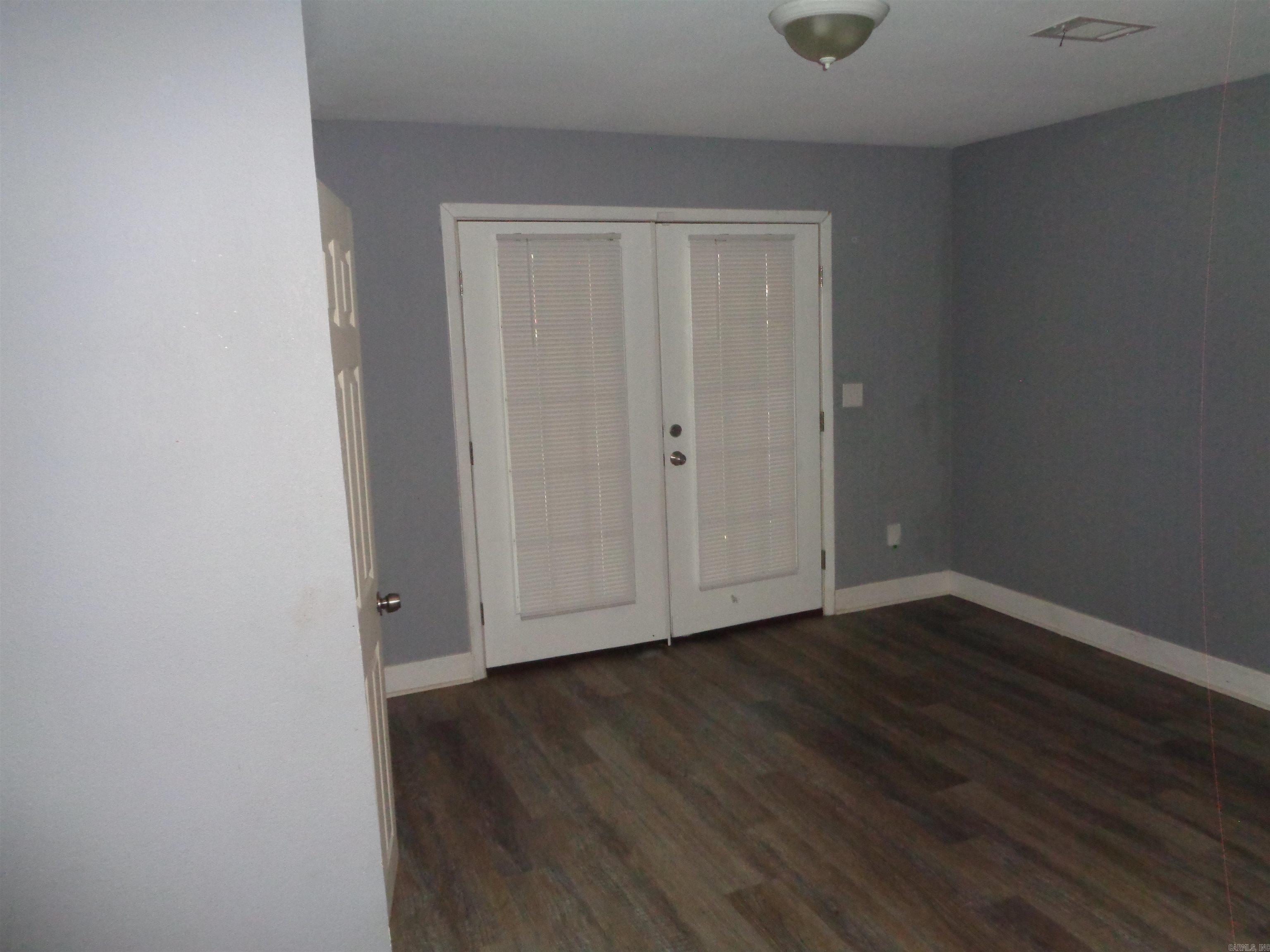 3402 Lehigh Street Property Photo 16