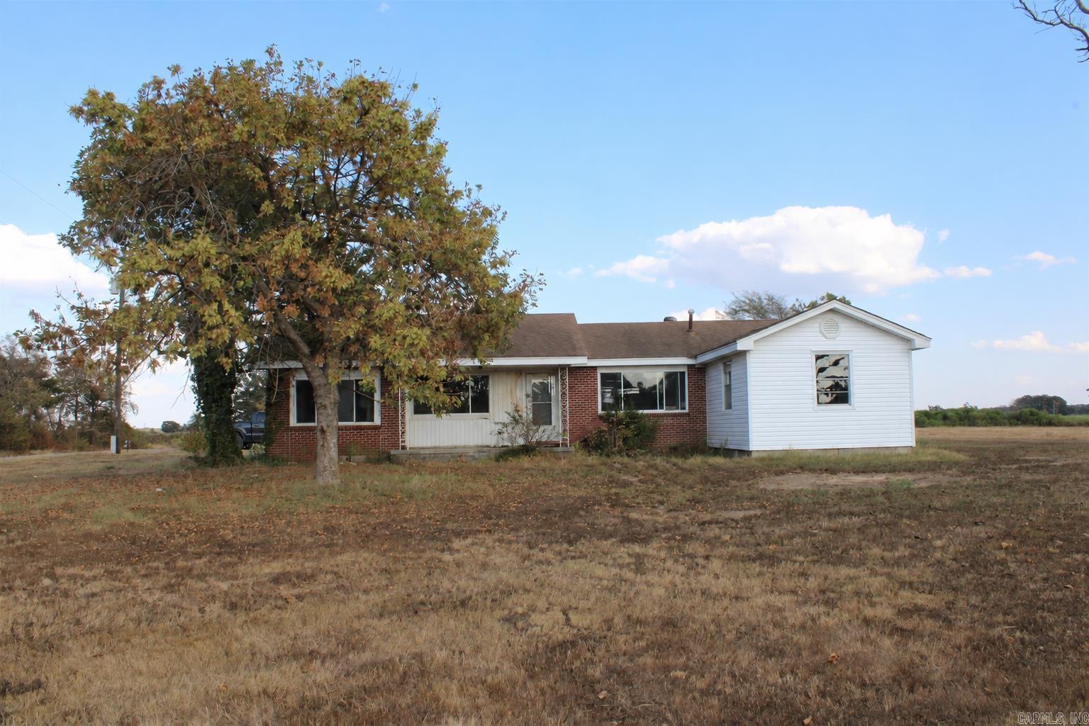 105 Skinner Property Photo 1