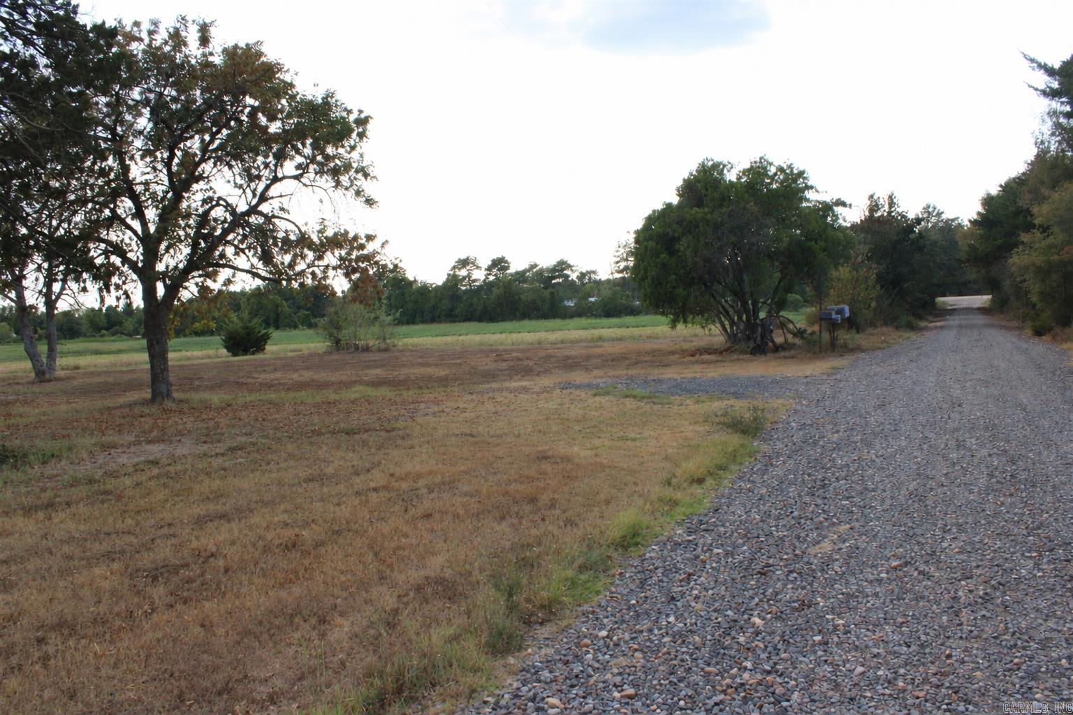 105 Skinner Property Photo 6