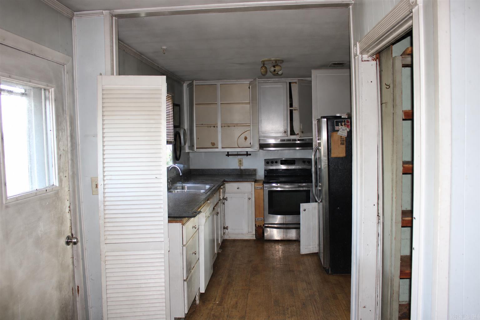 105 Skinner Property Photo 14