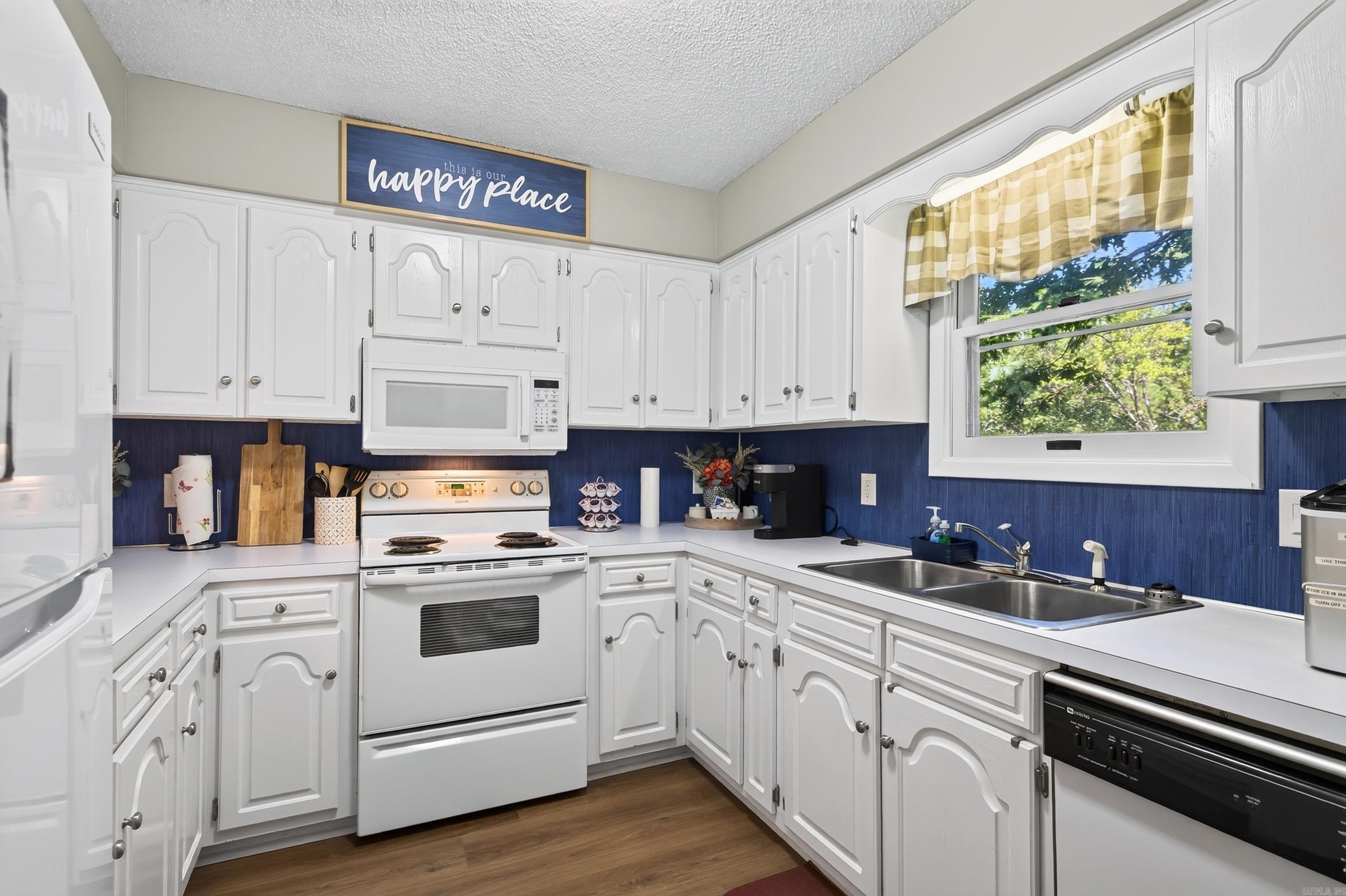 4 Perralena Way Property Photo 11