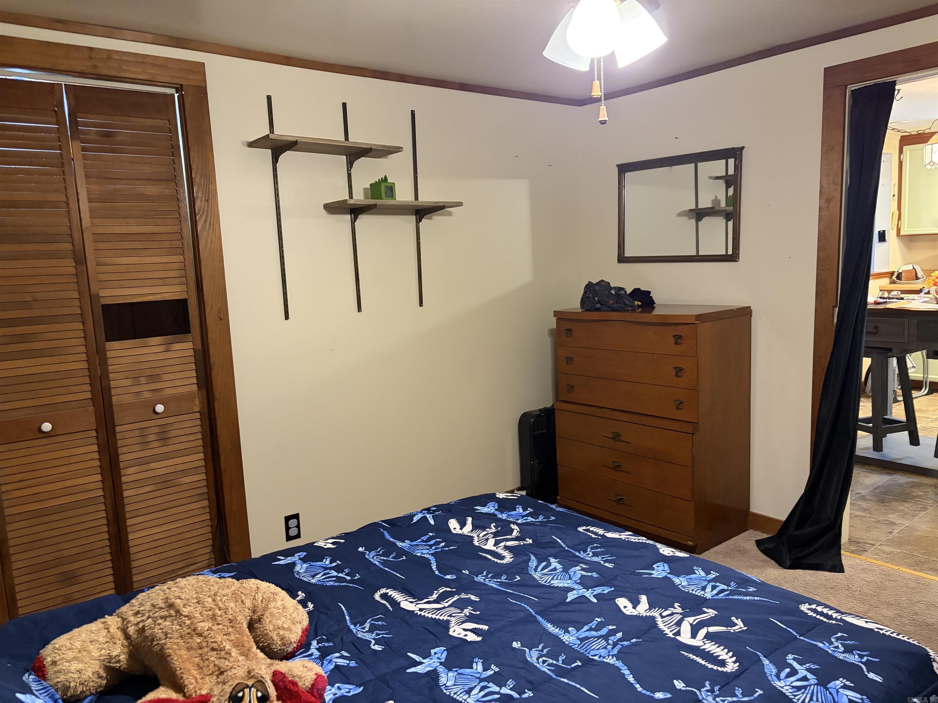 215 Robins Avenue Property Photo 24