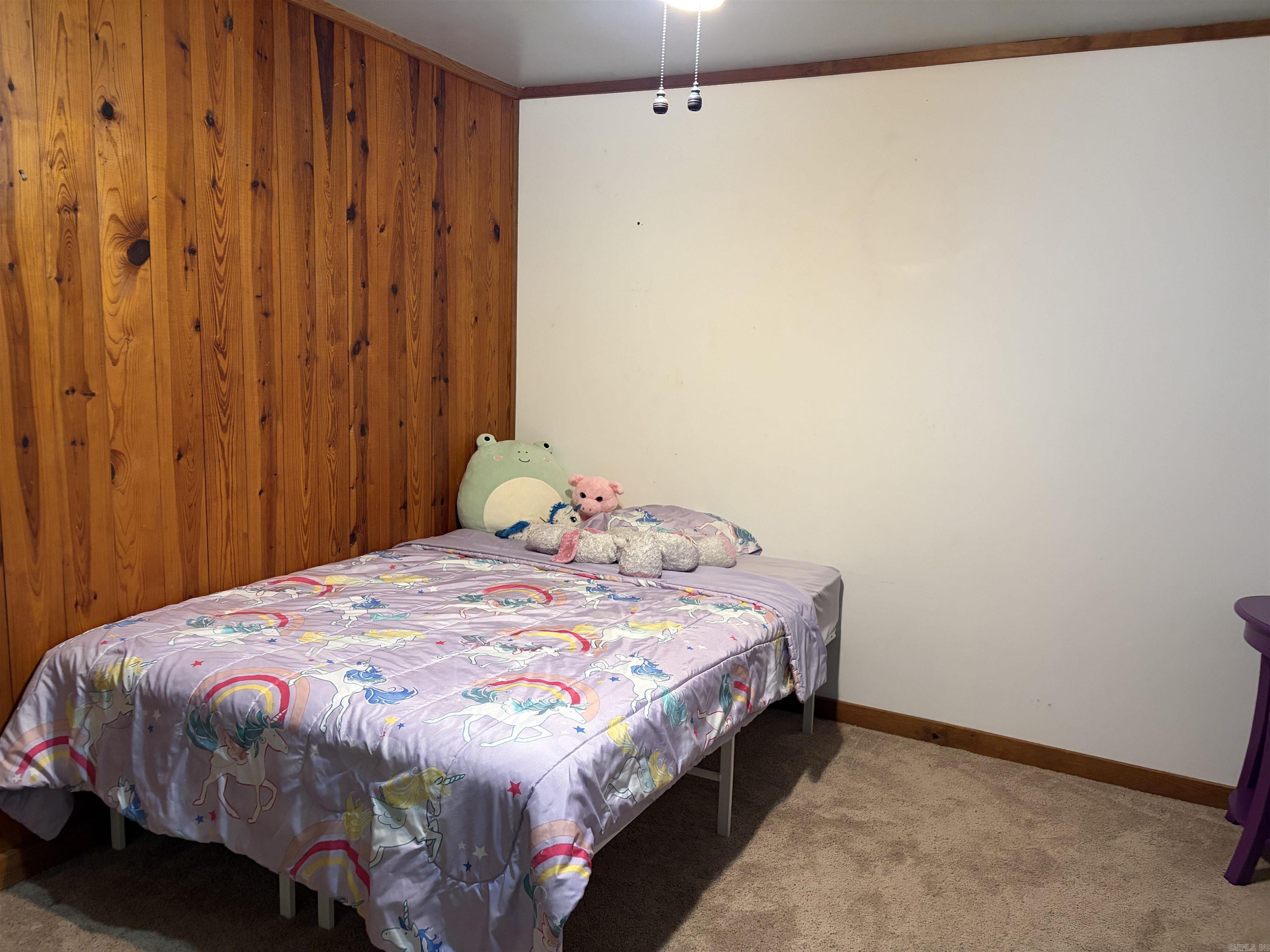 215 Robins Avenue Property Photo 27