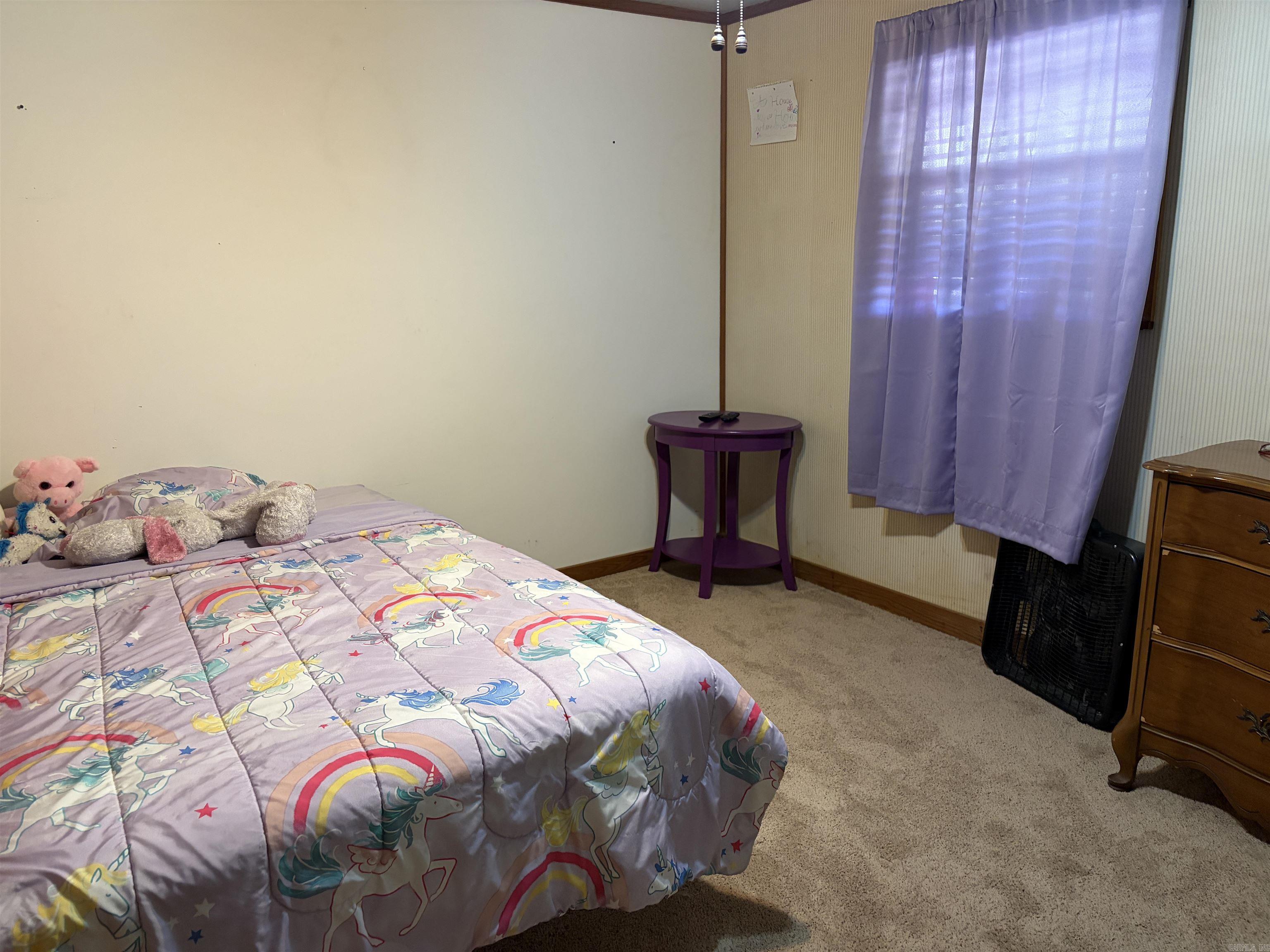 215 Robins Avenue Property Photo 28